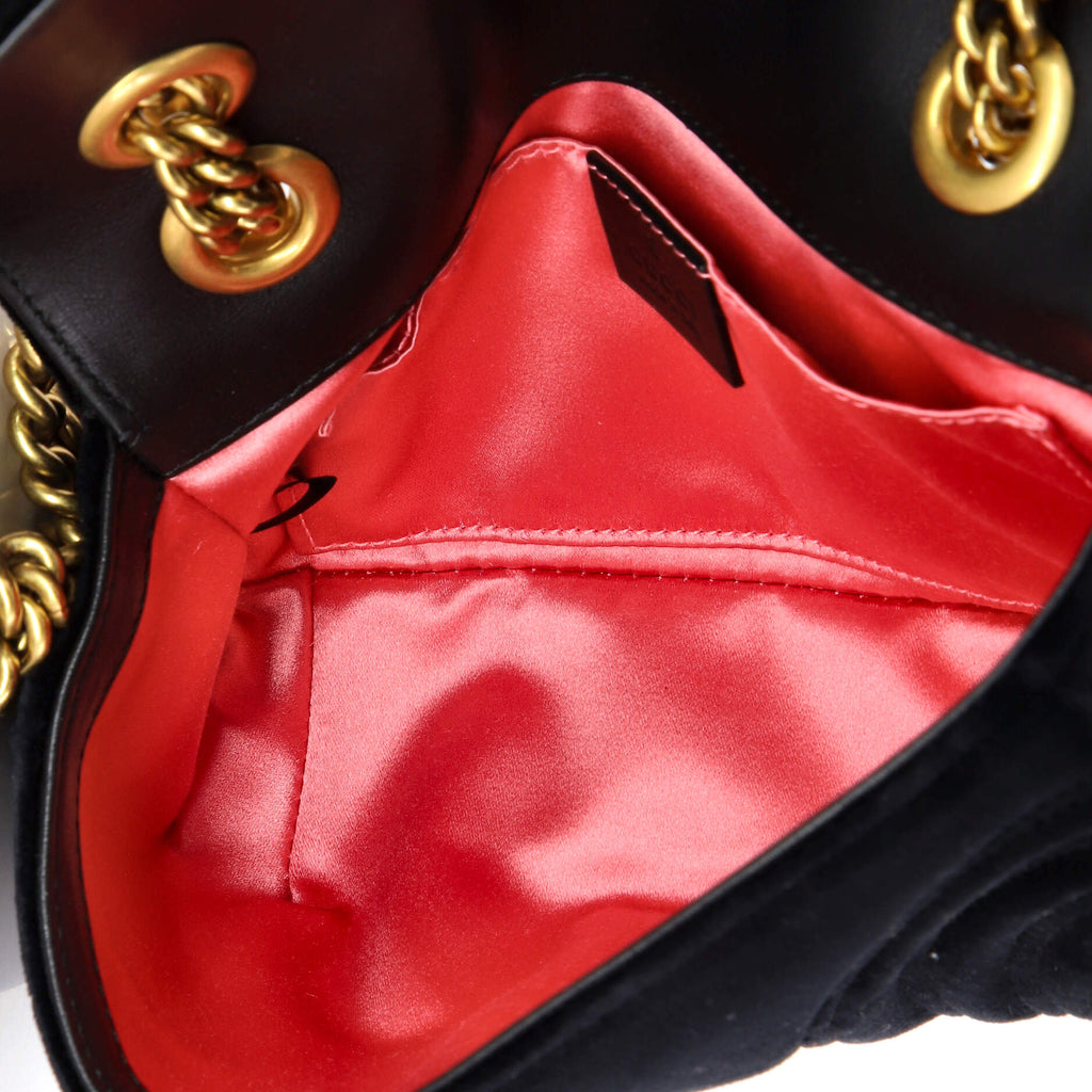 GG Marmont Flap Bag Matelasse Velvet Mini