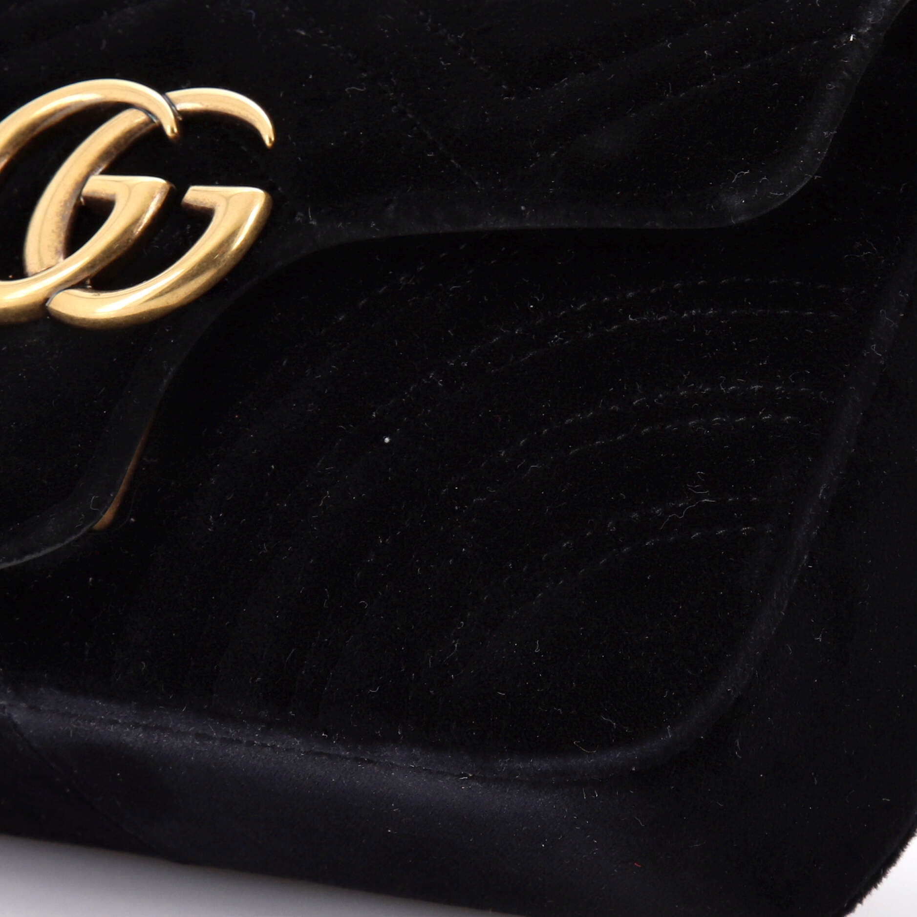GG Marmont Flap Bag Matelasse Velvet Mini