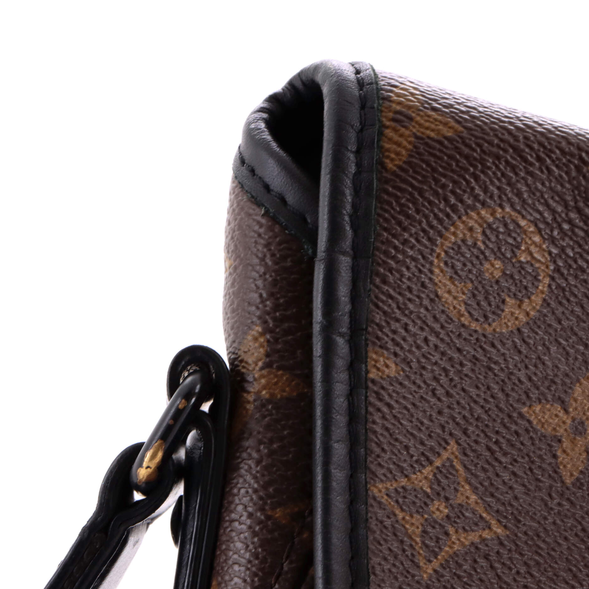 Magnetic Messenger Bag Macassar Monogram Canvas