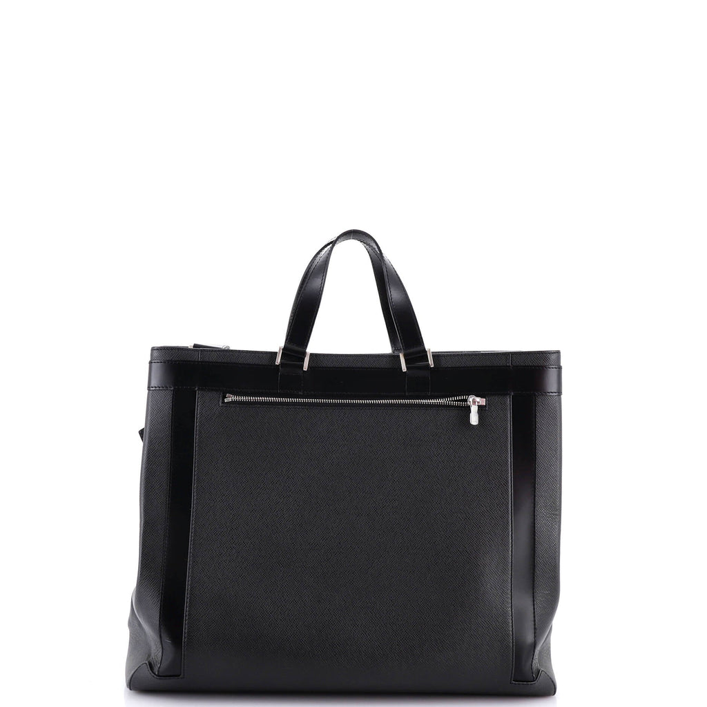 Kasbek Handbag Taiga Leather PM