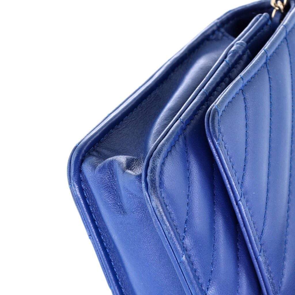 Wallet on Chain Chevron Lambskin