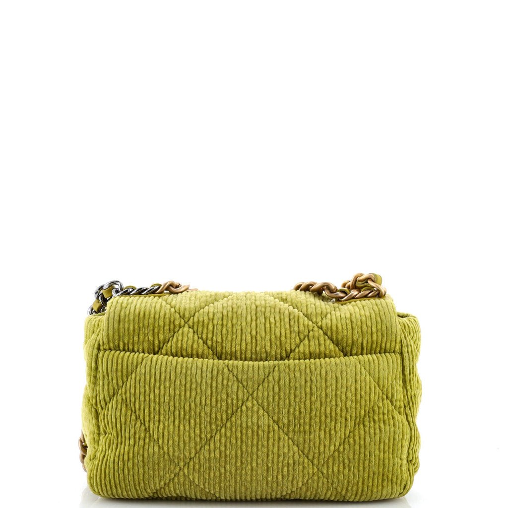 19 Flap Bag Quilted Corduroy Medium