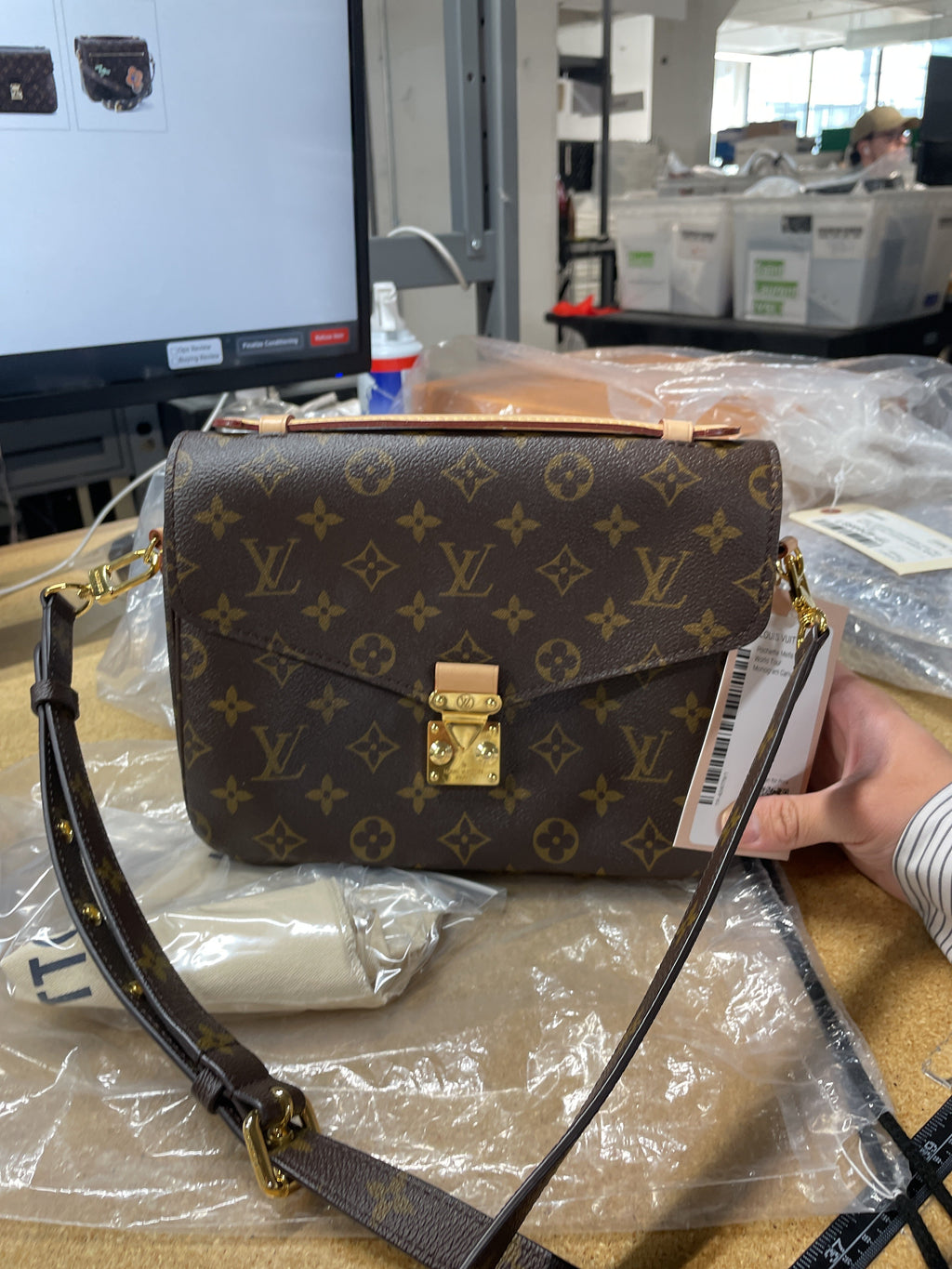 Pochette Metis Monogram Canvas