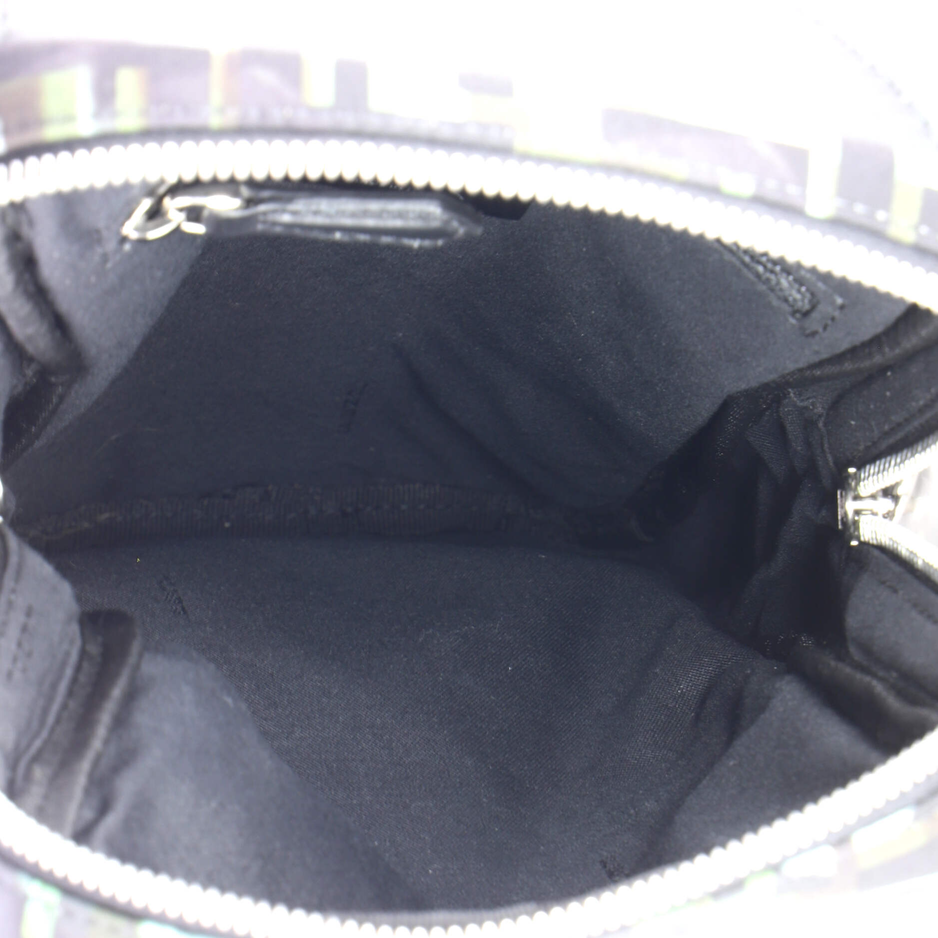 Front Pocket Sling Bag Camouflage Zucca Nylon Small