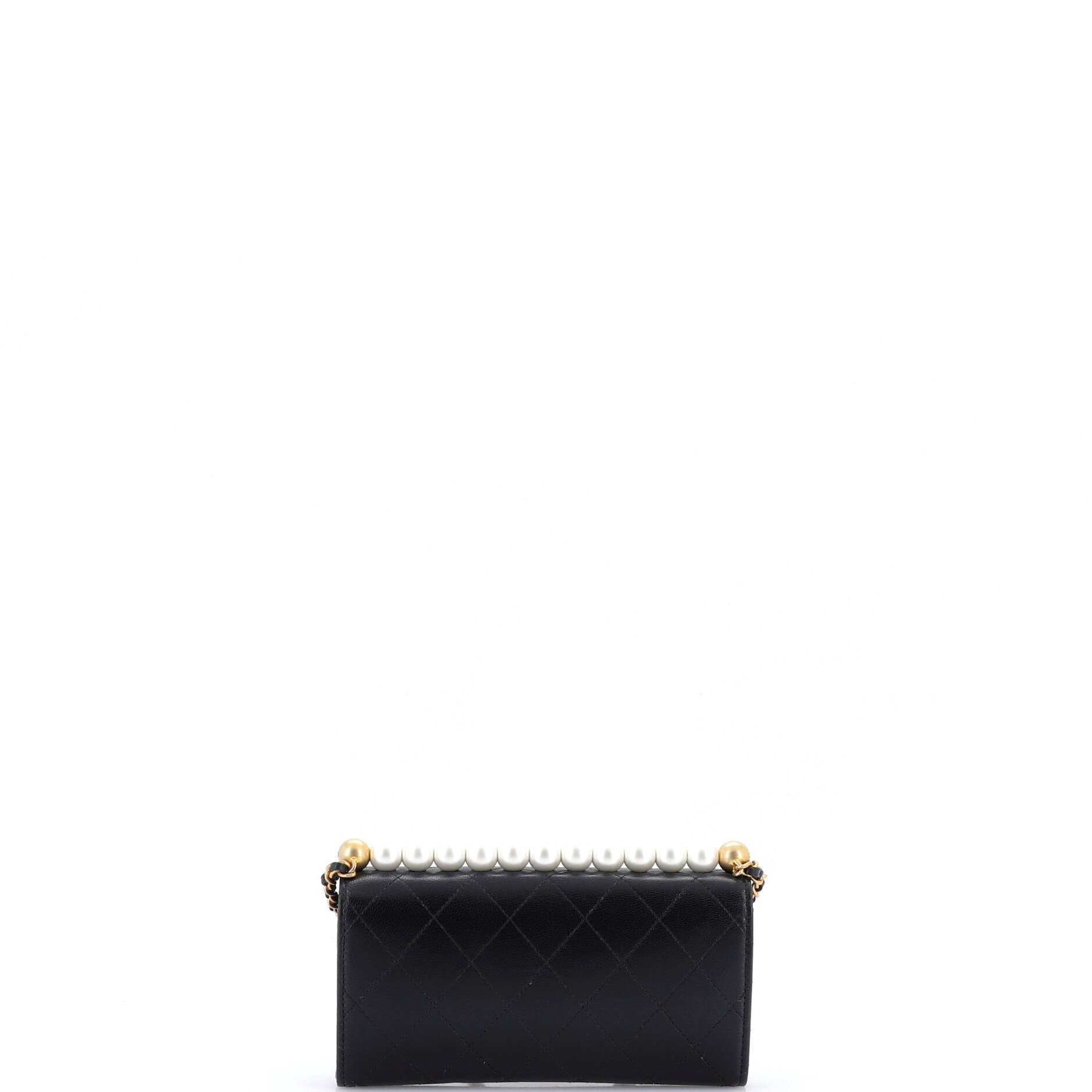 Chic Pearls Clutch with Chain Quilted Goatskin