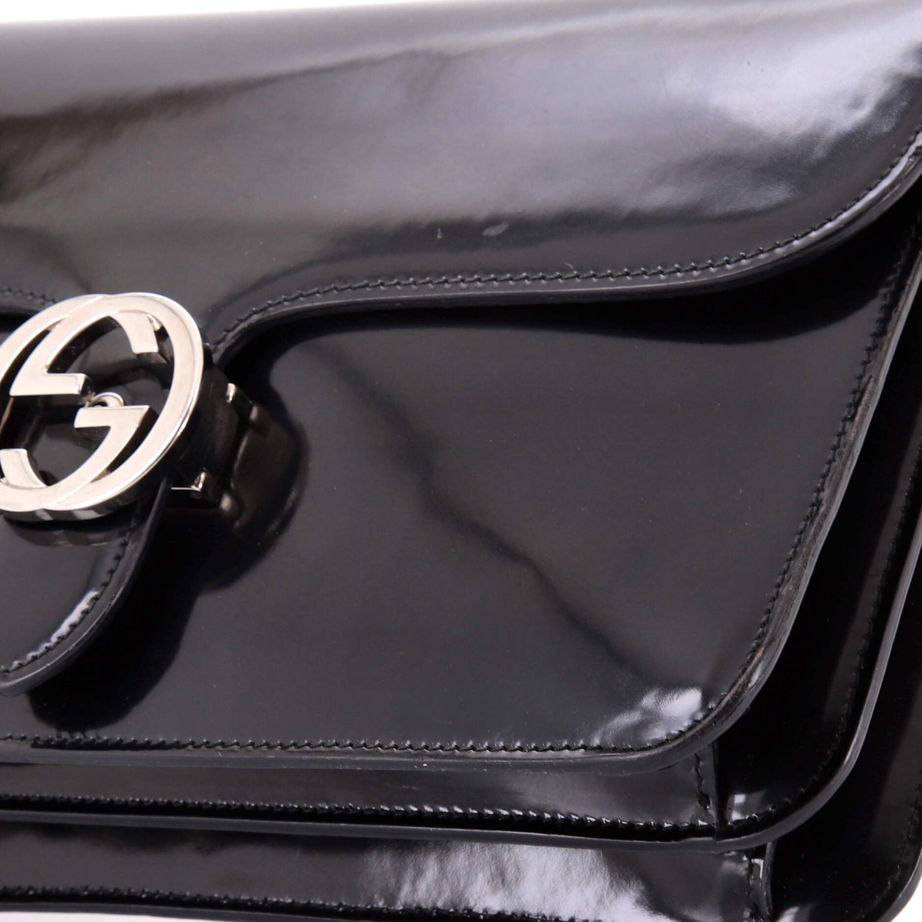 Interlocking Shoulder Bag Patent Medium