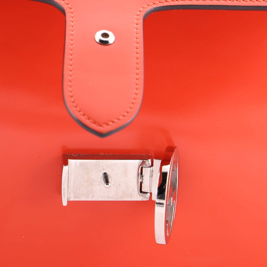 Interlocking Shoulder Bag Patent Medium