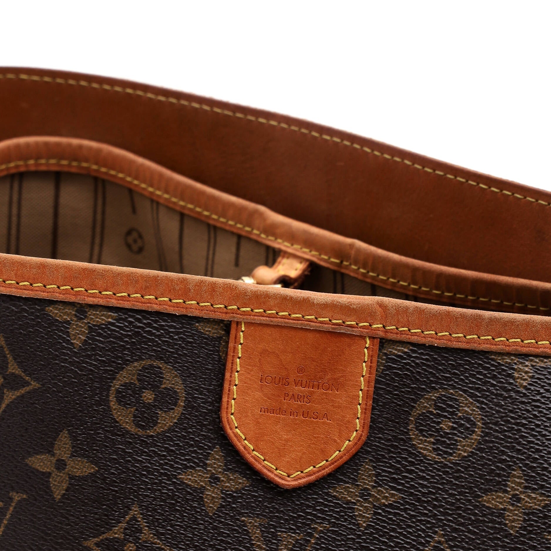 Delightful Handbag Monogram Canvas PM