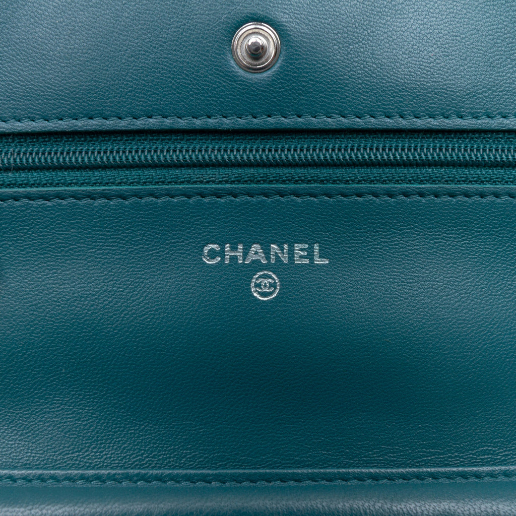 Wallet on Chain Quilted Lambskin
