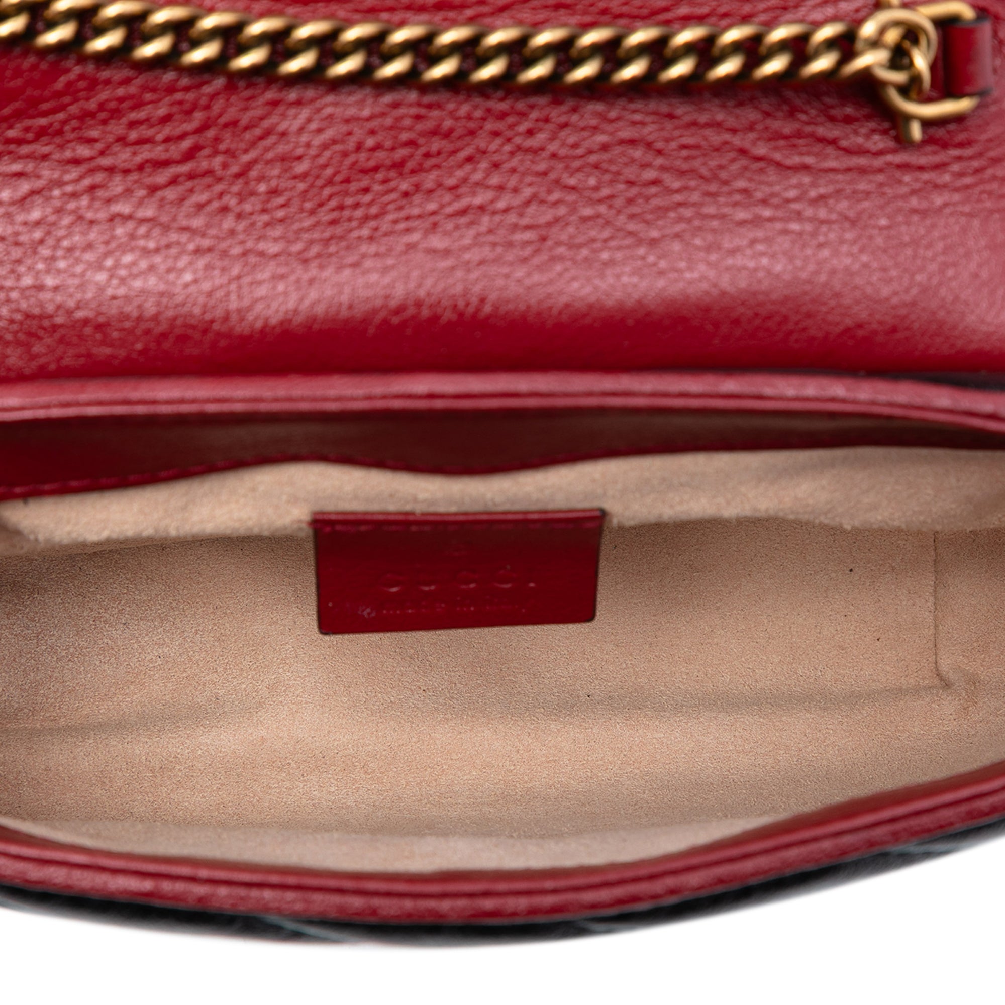 GG Marmont Flap Bag Diagonal Quilted Leather Super Mini