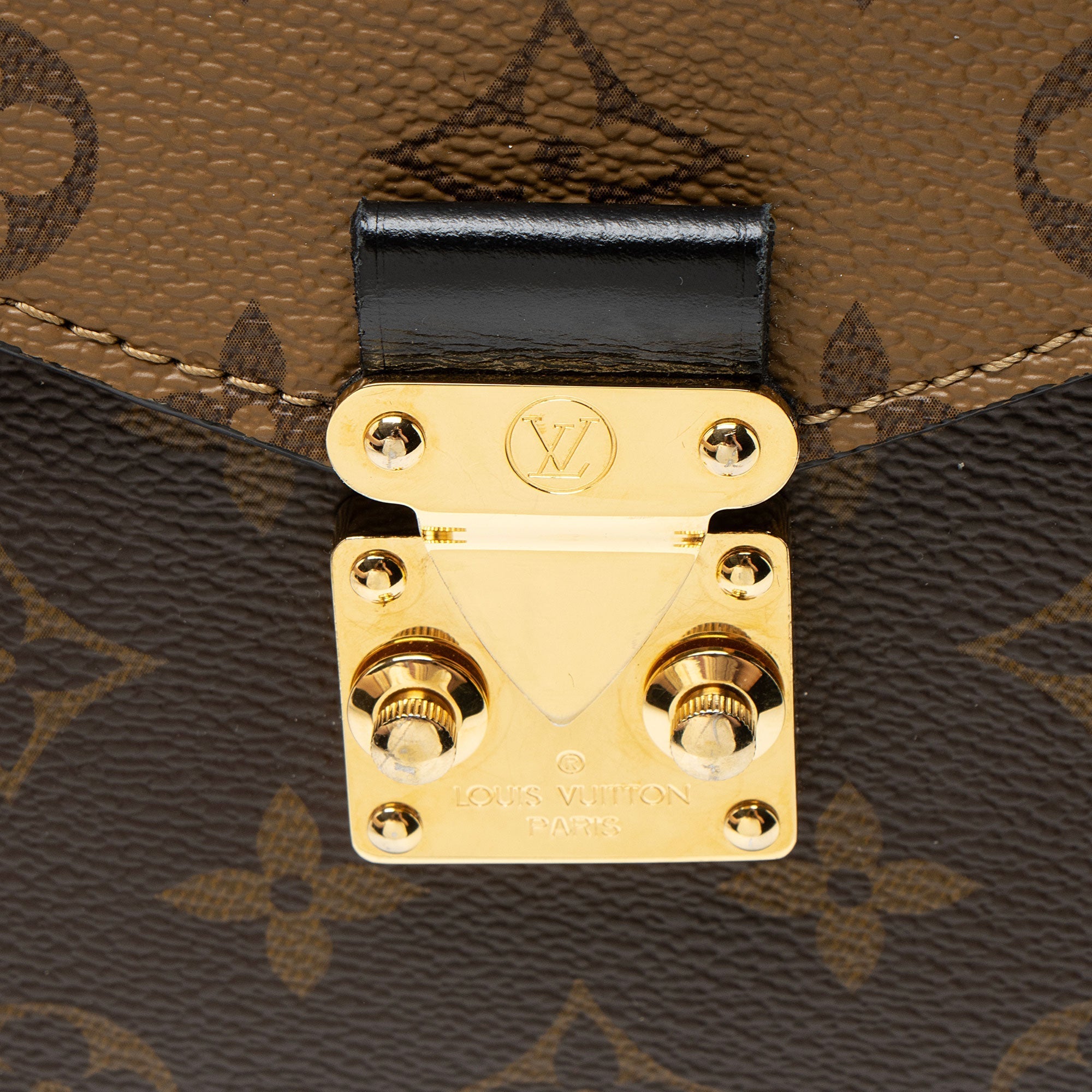 Pochette Metis Reverse Monogram Canvas