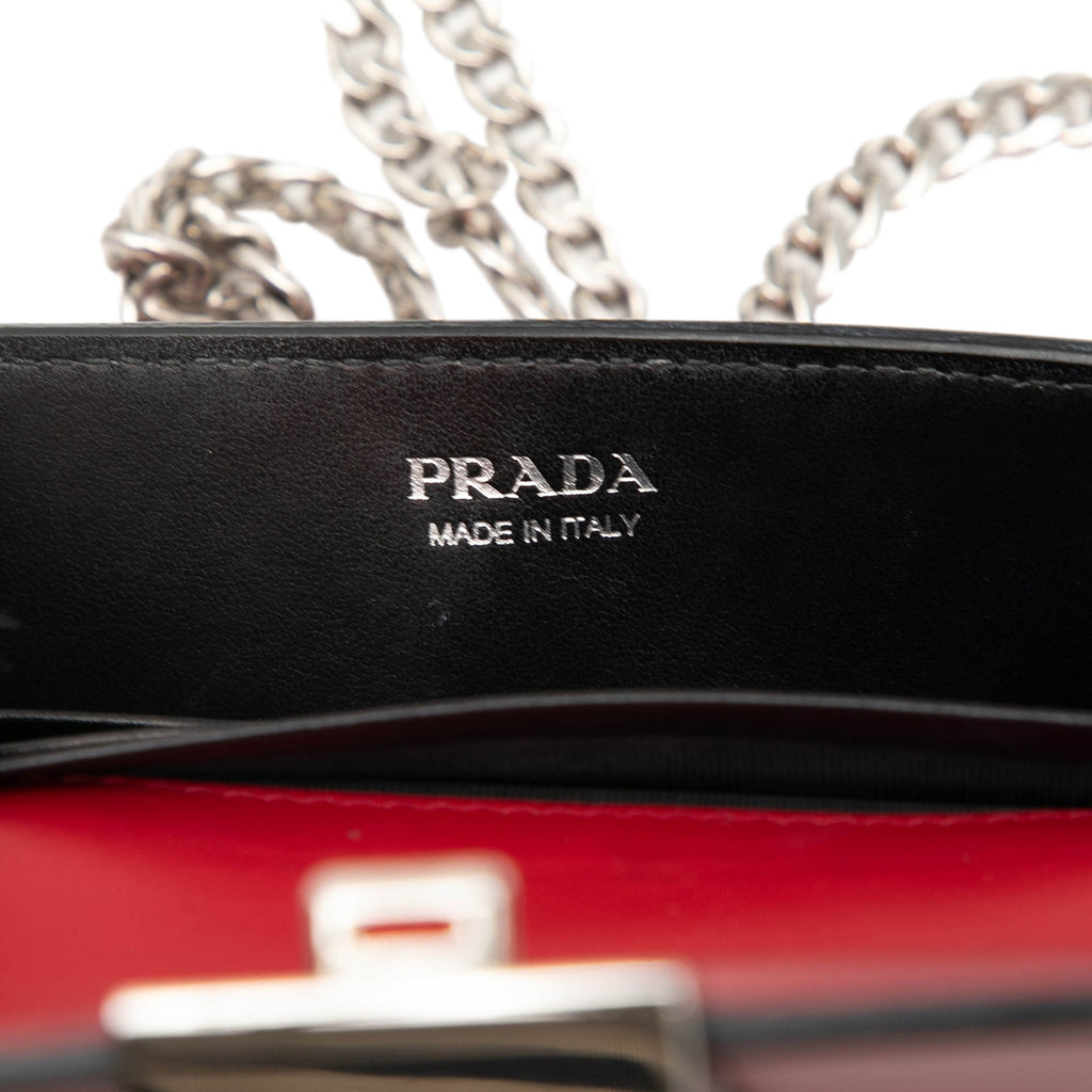 Elektra Wallet on Chain Studded Leather