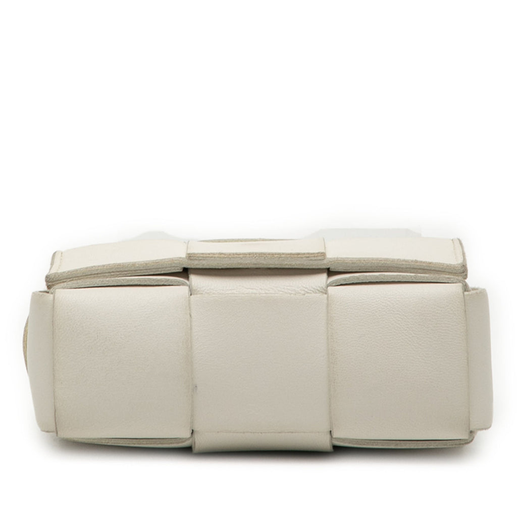 Cassette Crossbody Bag Maxi Intrecciato Leather