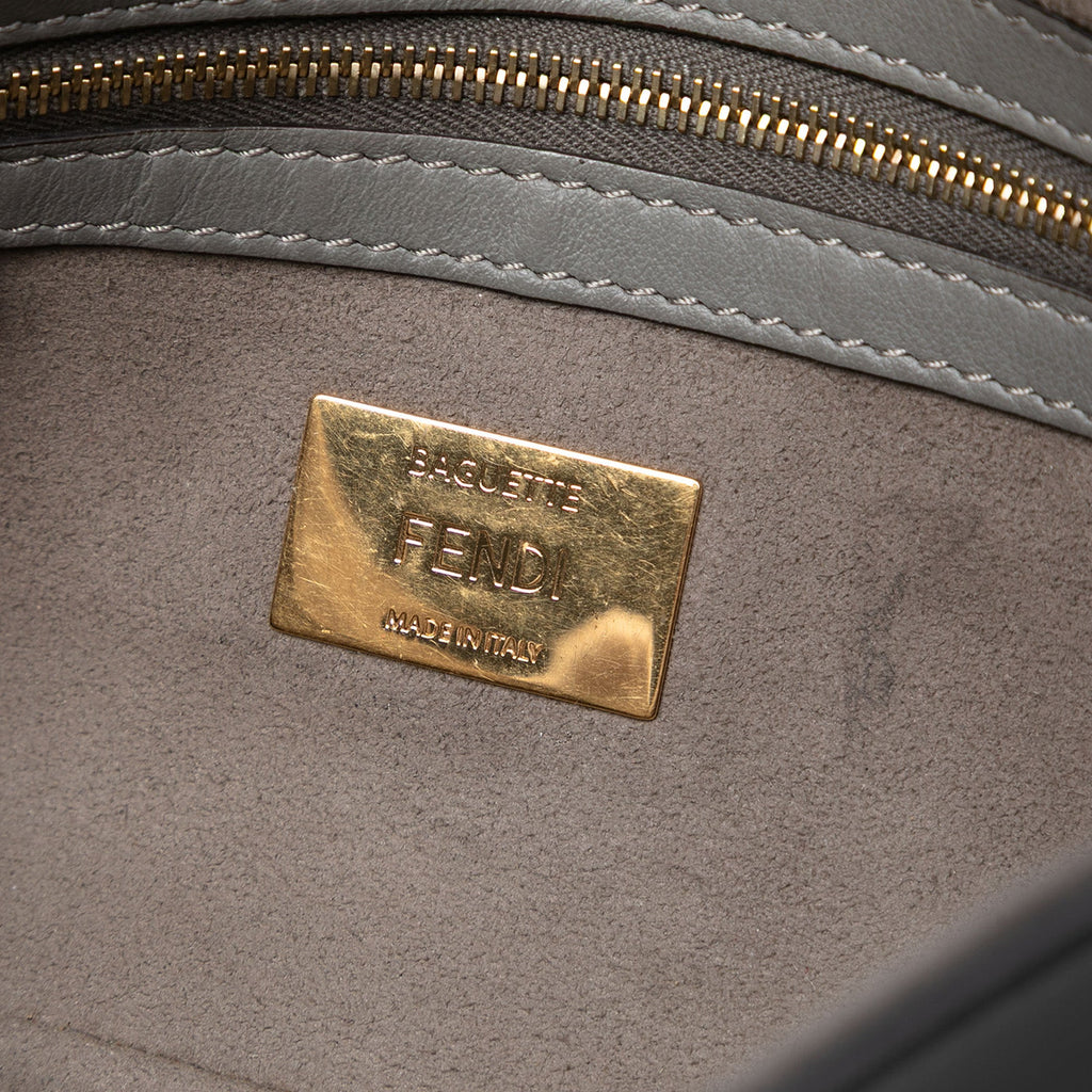 Flip Baguette Bag Leather Medium