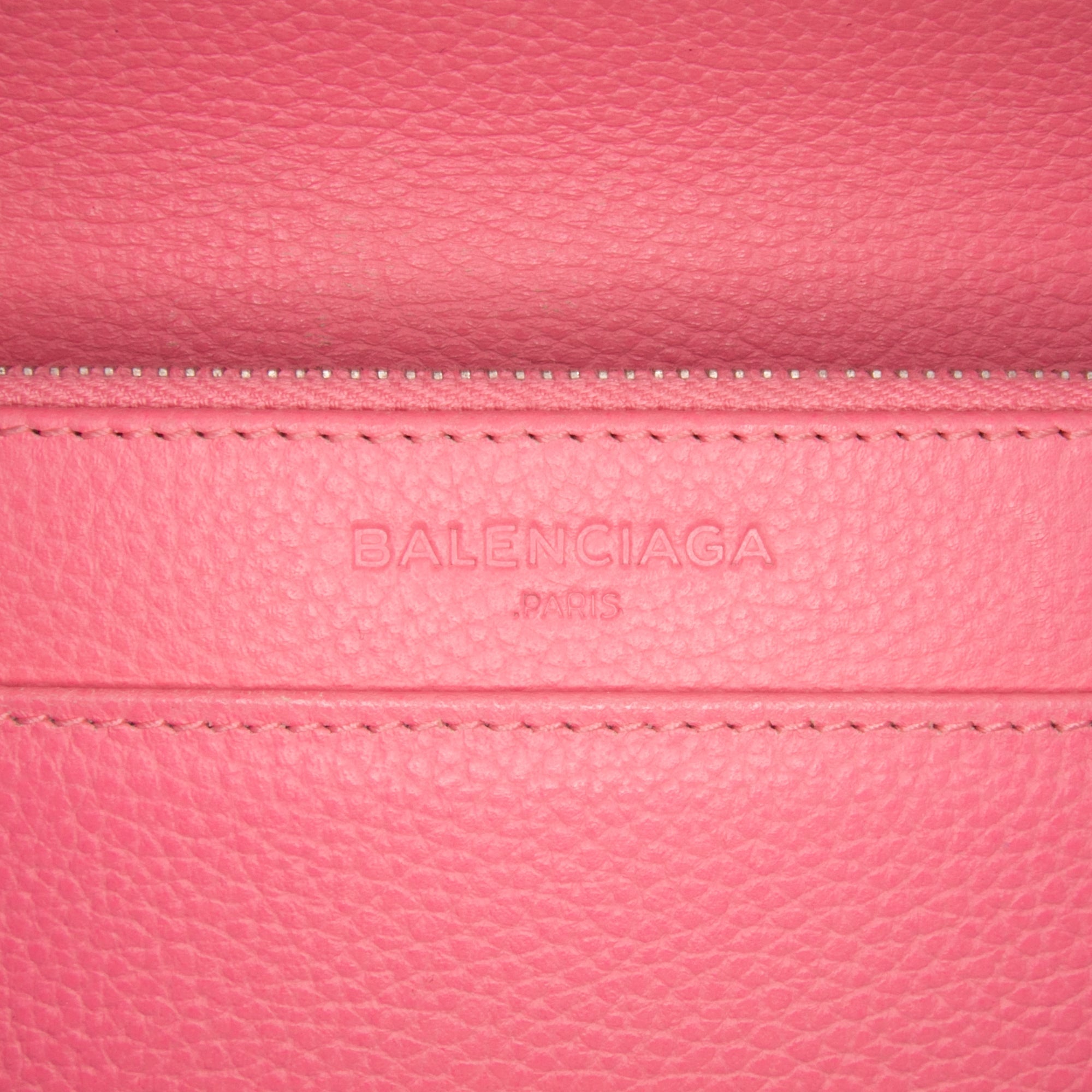 City Classic Studs Wallet on Chain Leather Small