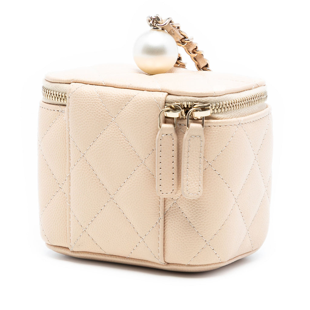 Tiny CC Link Vanity Case with Chain Quilted Caviar Mini