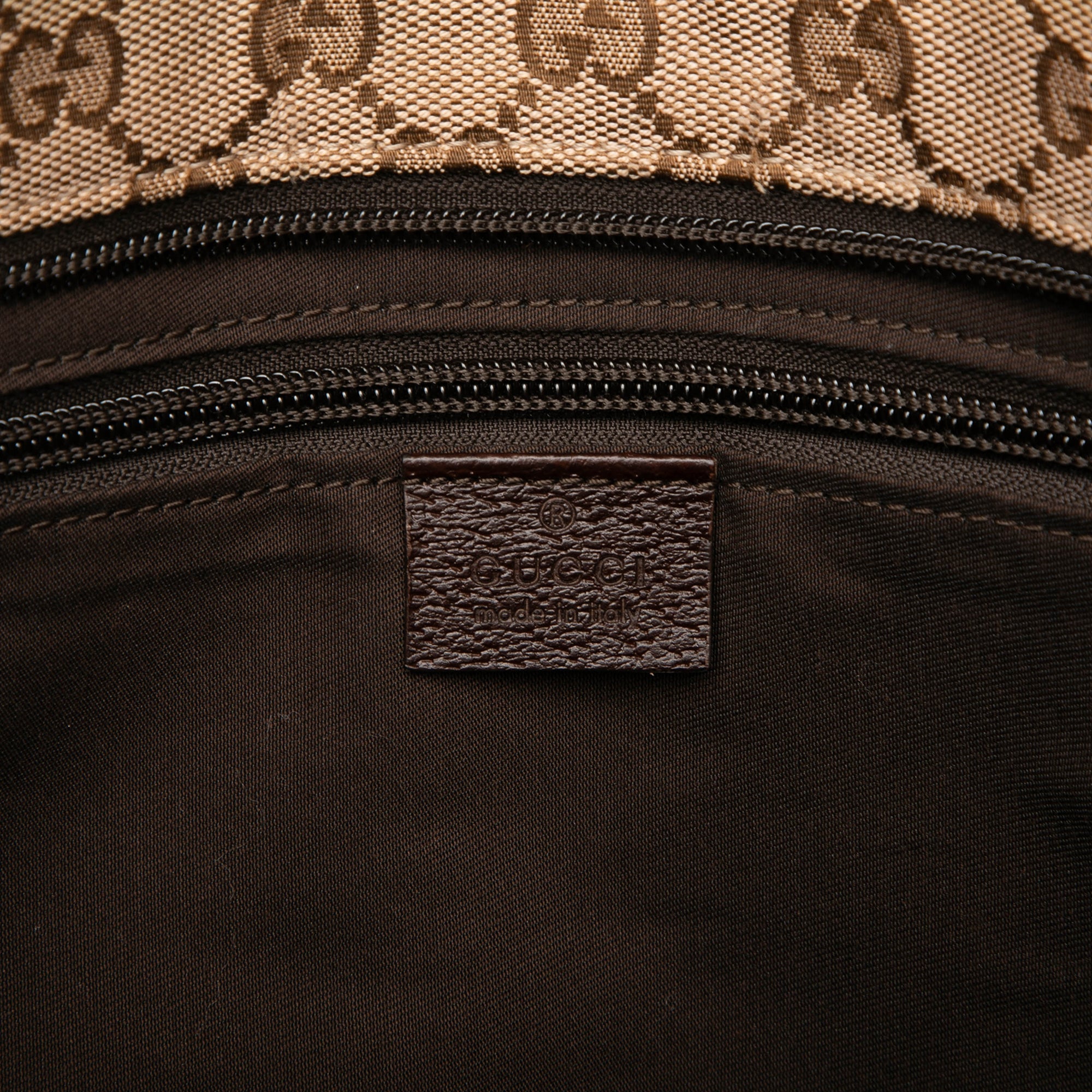 Web Strap Zip Messenger Bag GG Canvas Medium