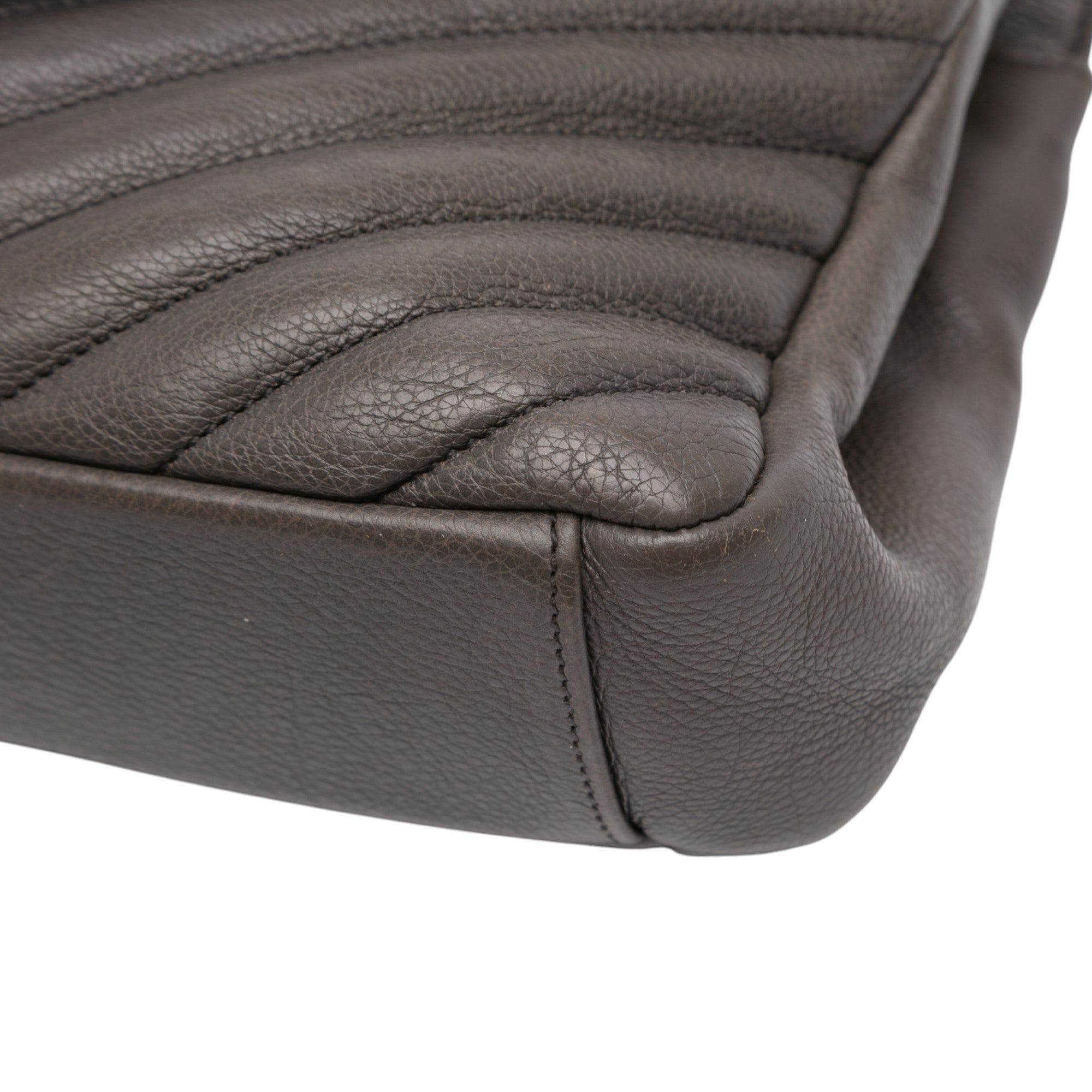 Classic Monogram College Bag Matelasse Chevron Leather Medium