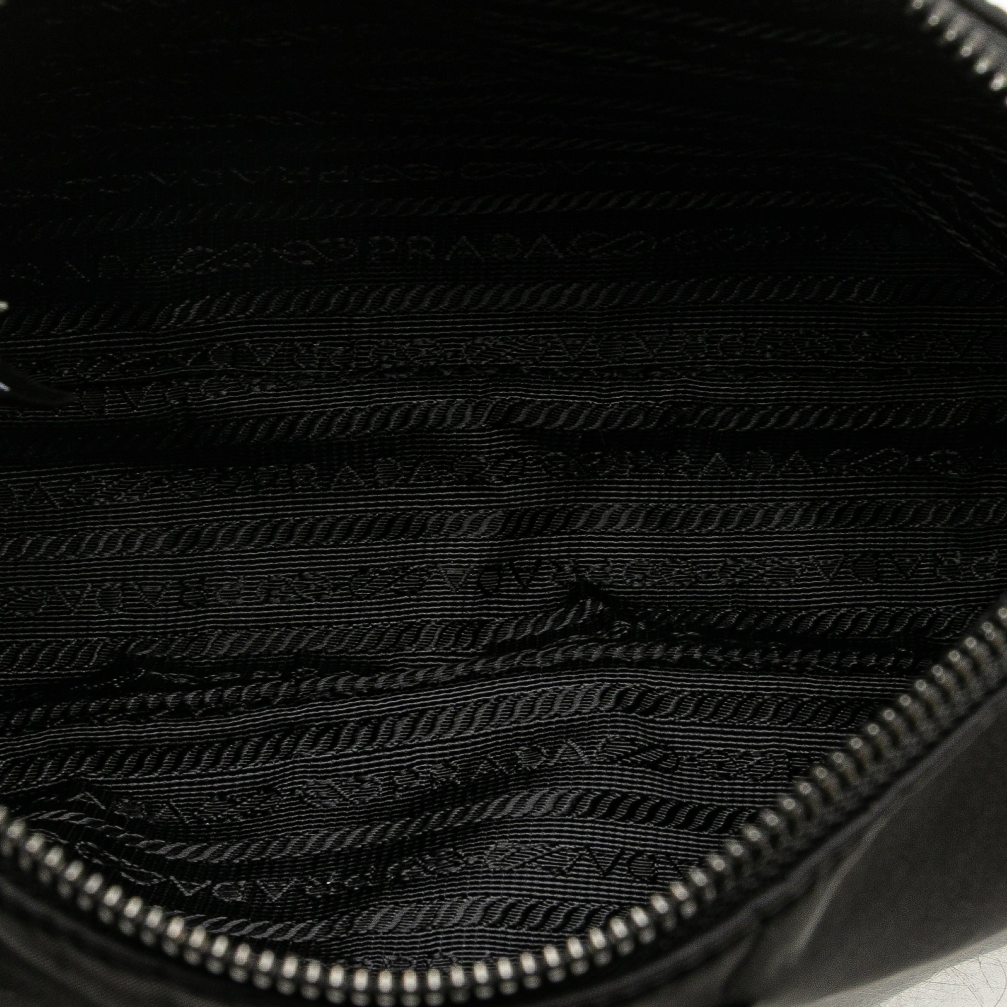 Re-Edition Zip Messenger Bag Tessuto Small