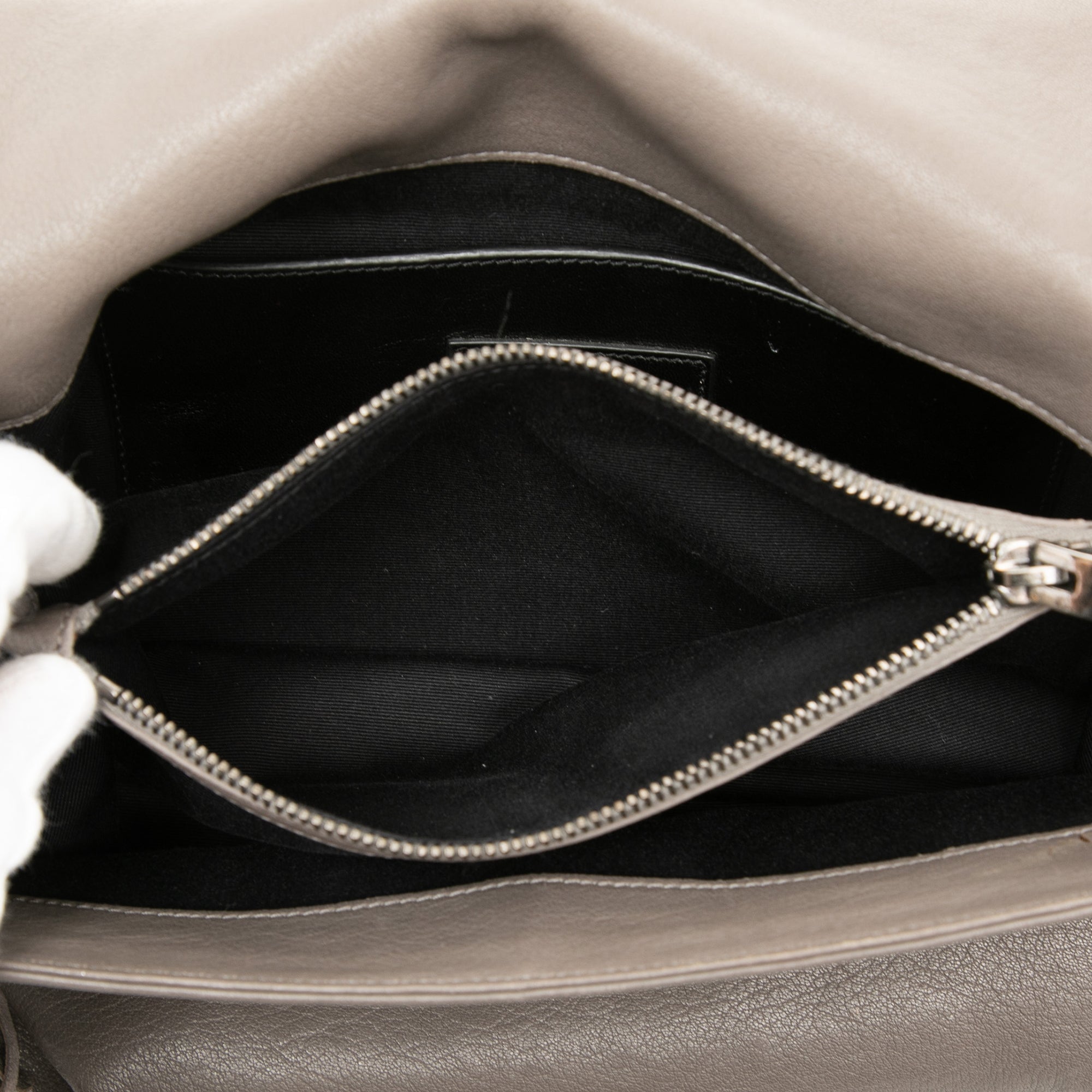 West Hollywood Shoulder Bag Leather Medium