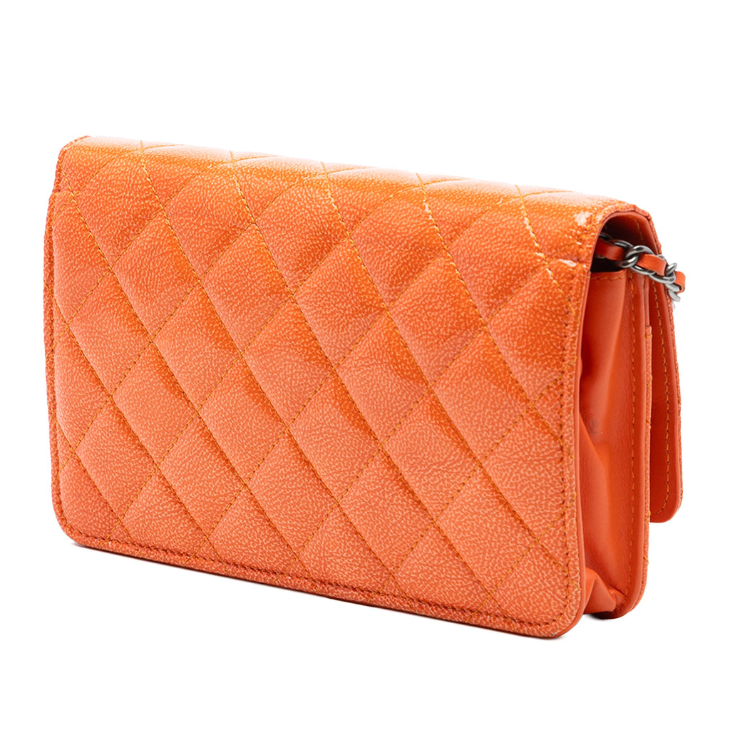Wallet on Chain Quilted Caviar