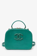 Pre-Loved Chanel™ 2016-17 Green Leather Small Coco Curve Vanity Case