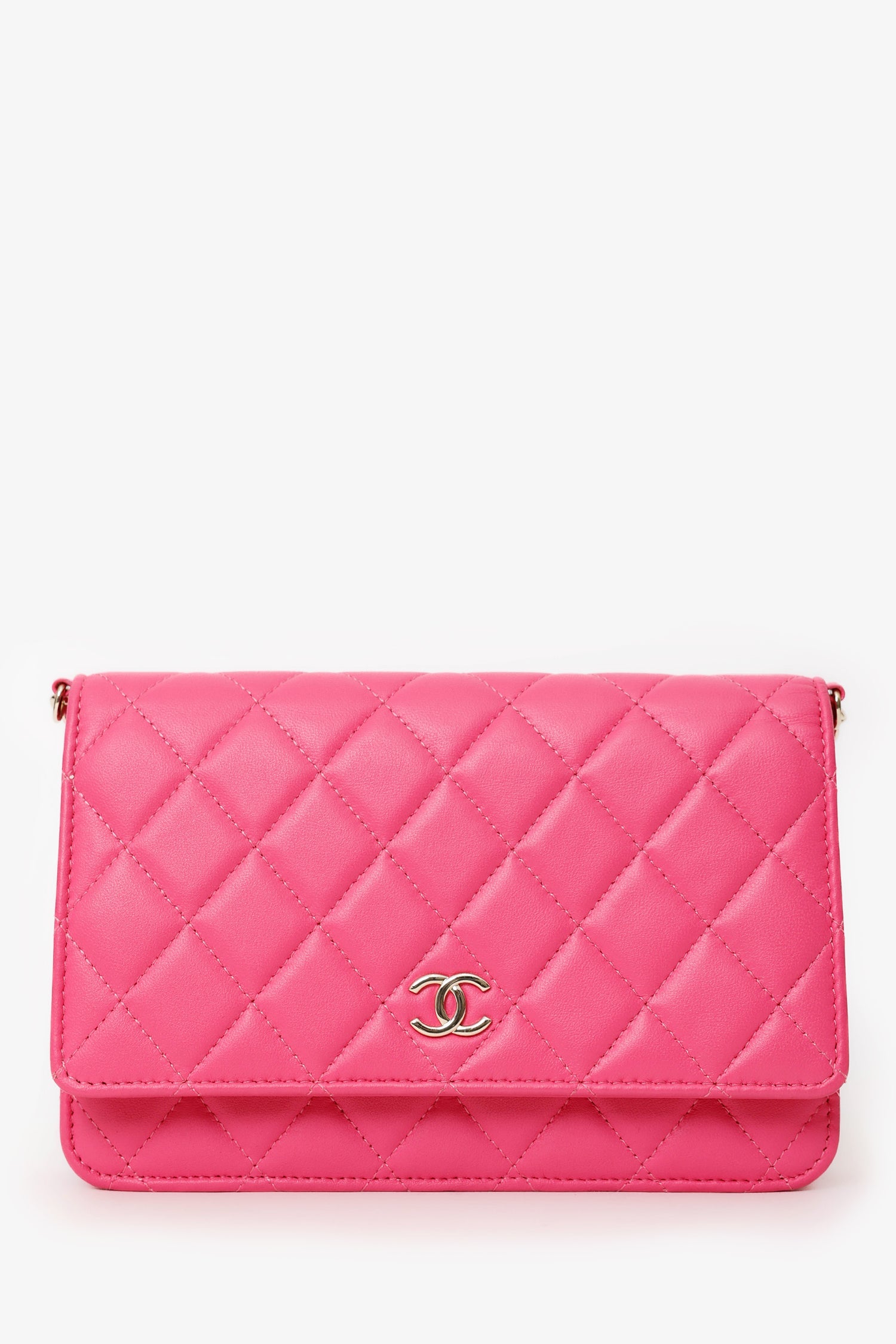 Pre-Loved Chanel™ 22P Pink Quilted Lambskin Pearl Wallet on Chain