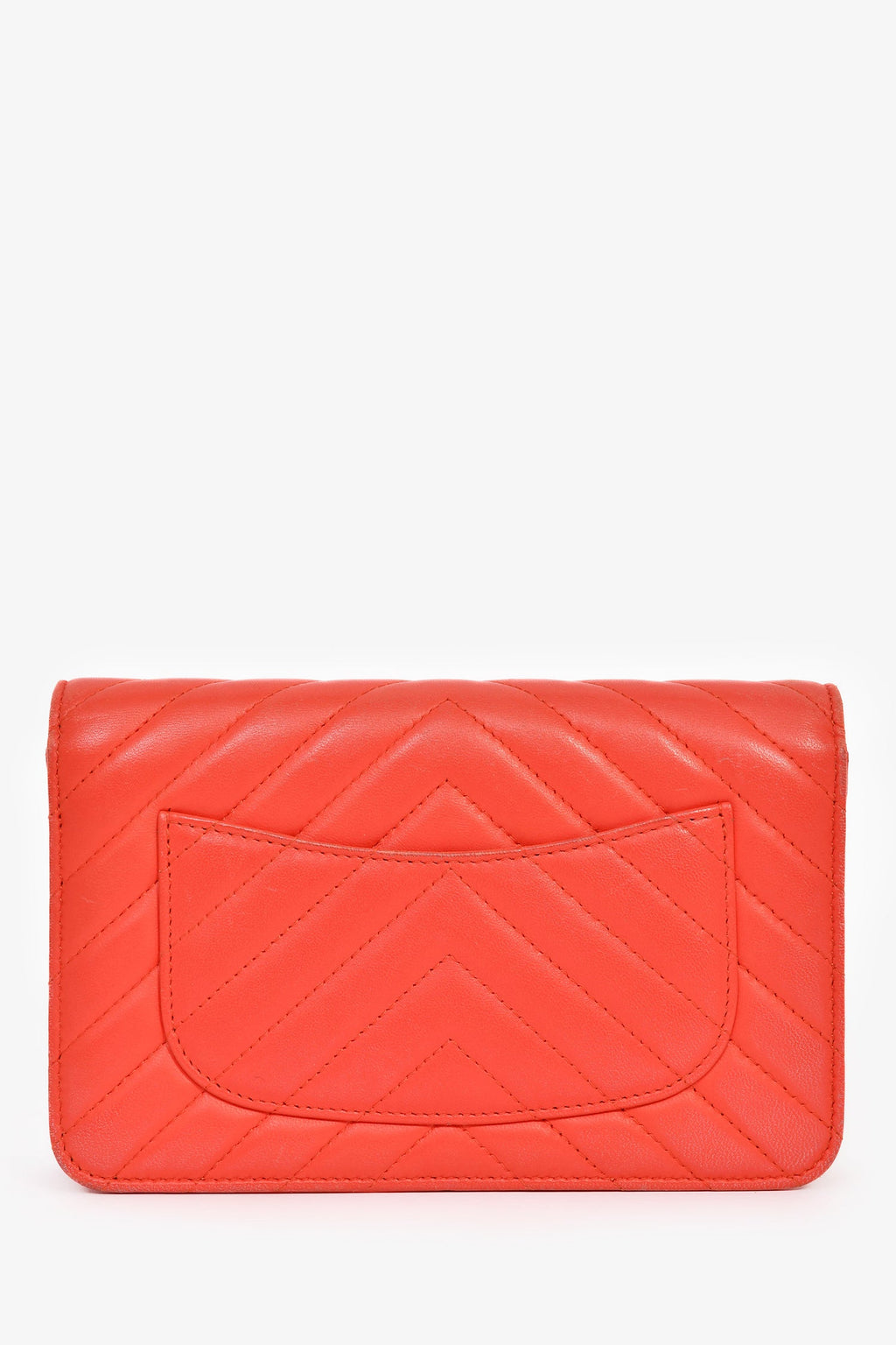 Pre-Loved Chanel™ 2016-17 Red Lambskin Chevron Quilted "Trendy" Wallet on Chain