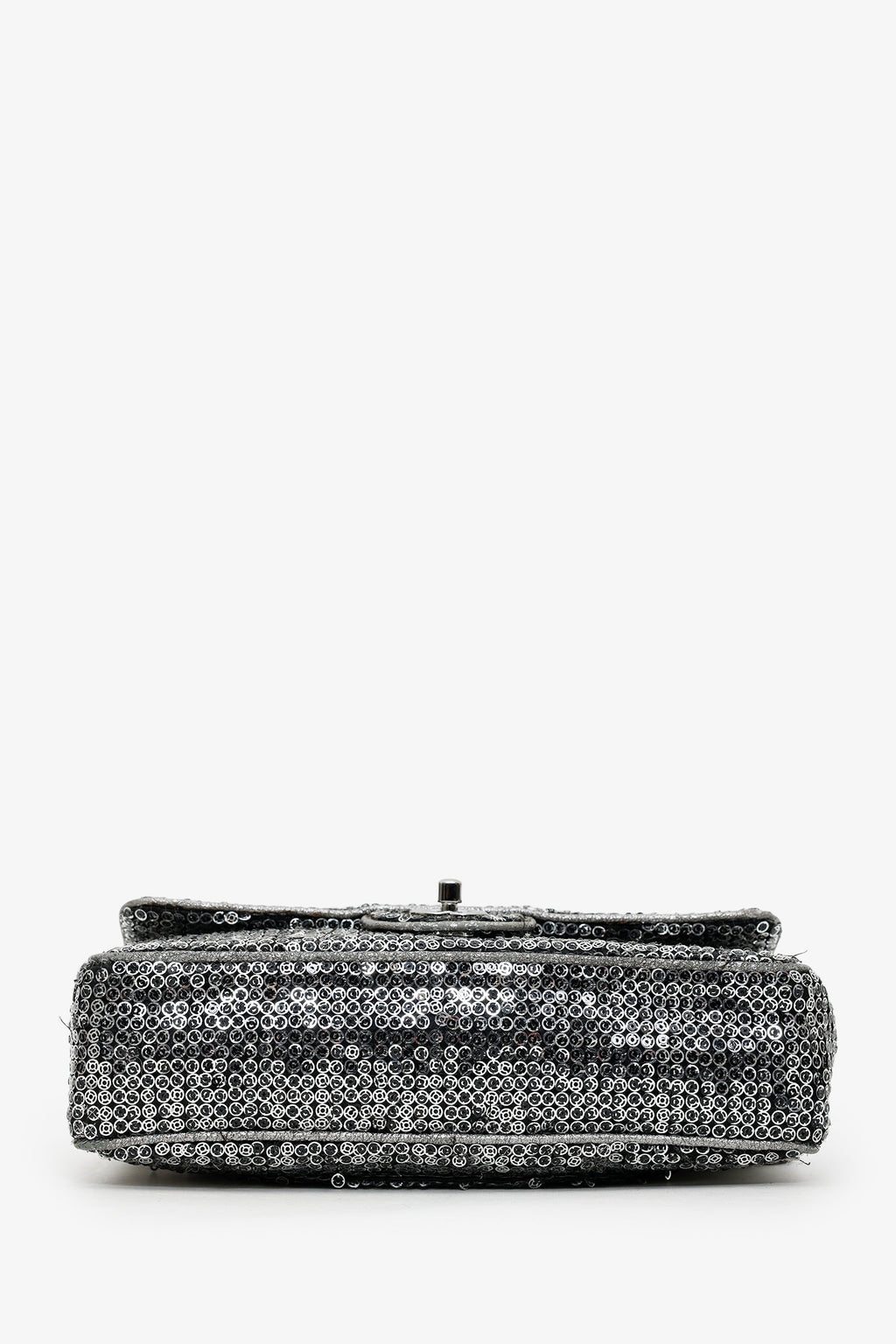 Pre-Loved Chanel™ 2006-08 Silver Metallic Sequin Classic Single Flap Bag