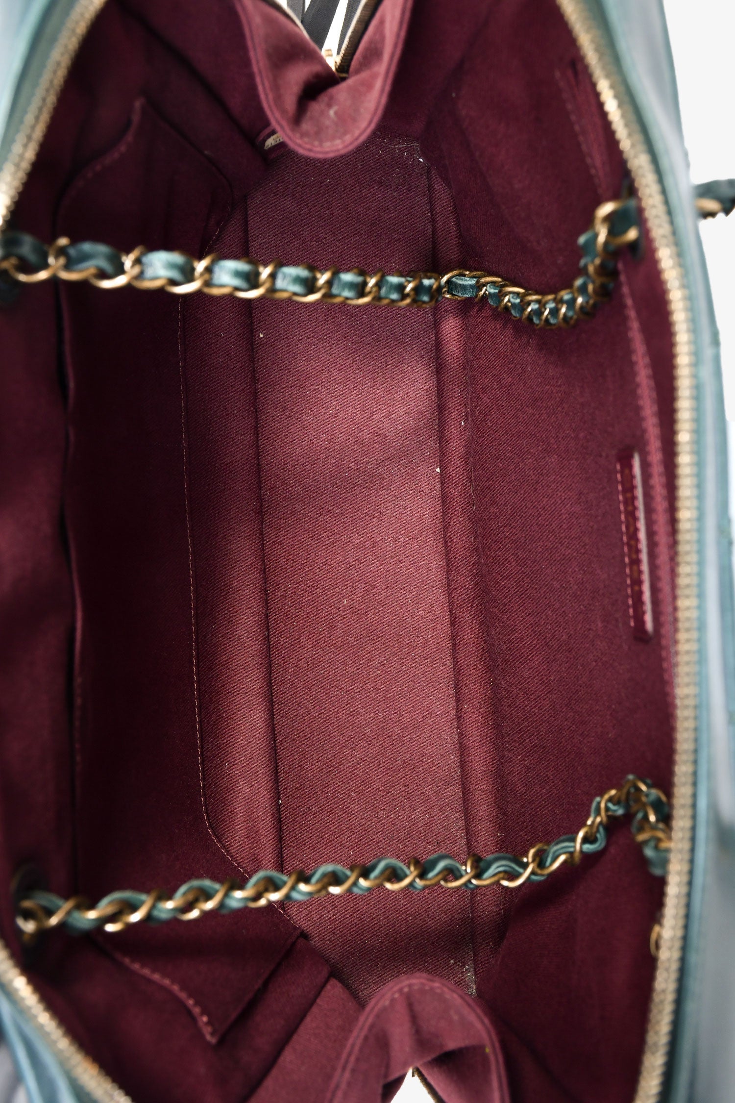 Pre-Loved Chanel™ 2015-16 Green Leather/Python Urban Mix Tote