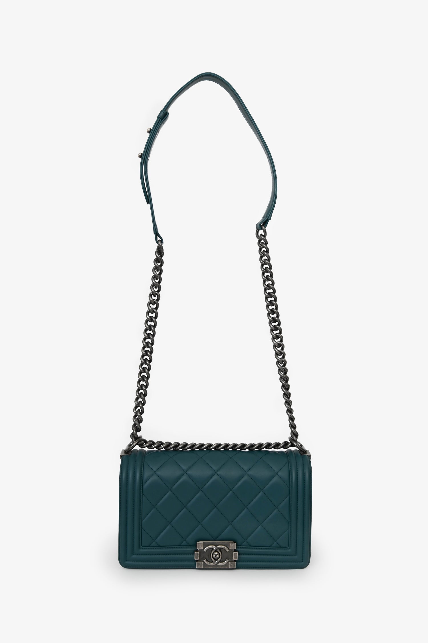 Pre-Loved Chanel™ 2014 Green Lambskin Old Medium Boy Bag
