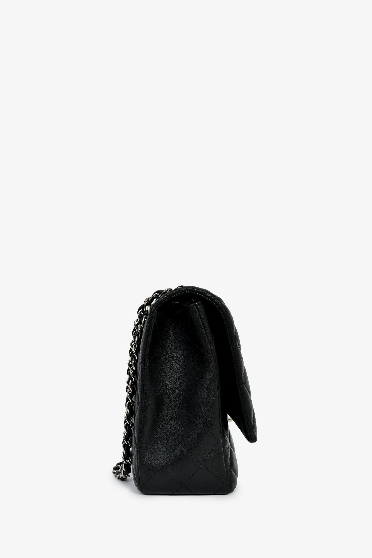 Pre-Loved Chanel™ 2011 Black Lambskin Maxi Single Flap Shoulder Bag