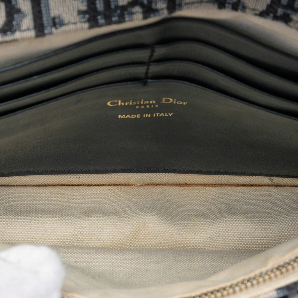 Saddle Chain Clutch Oblique Canvas