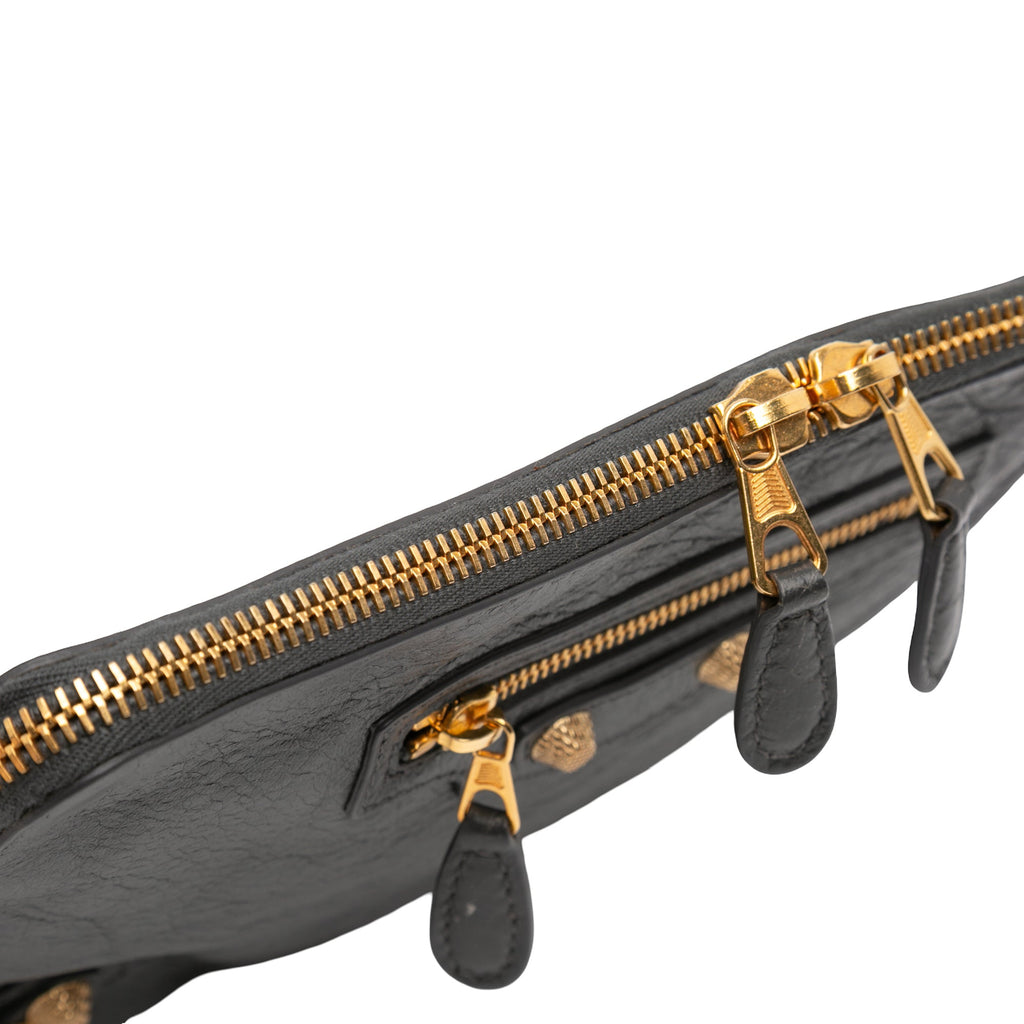 Flat Crossbody Giant Studs Leather