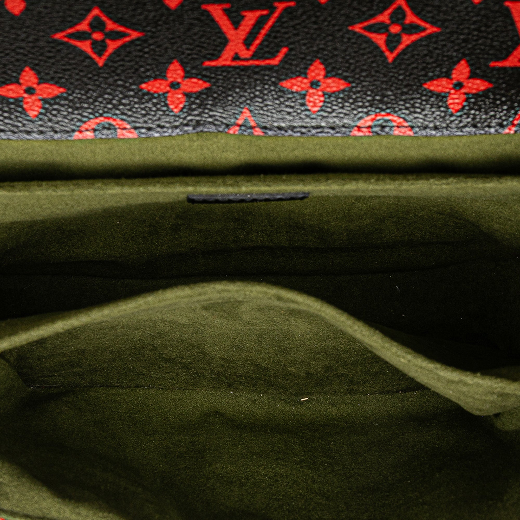 Pochette Metis Limited Edition Monogram Infrarouge