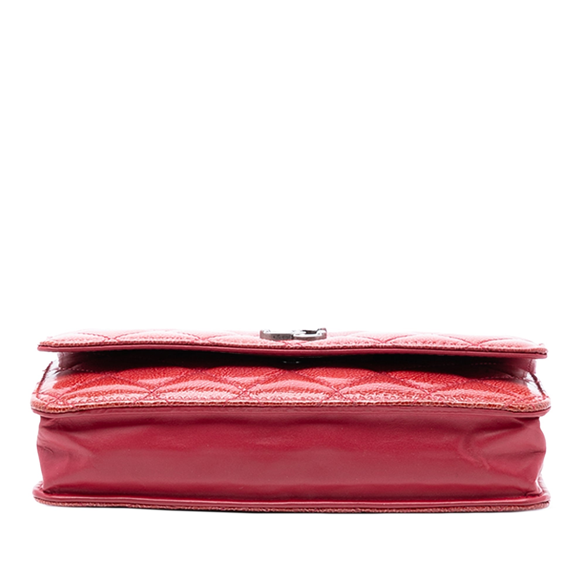 Wallet on Chain Quilted Caviar