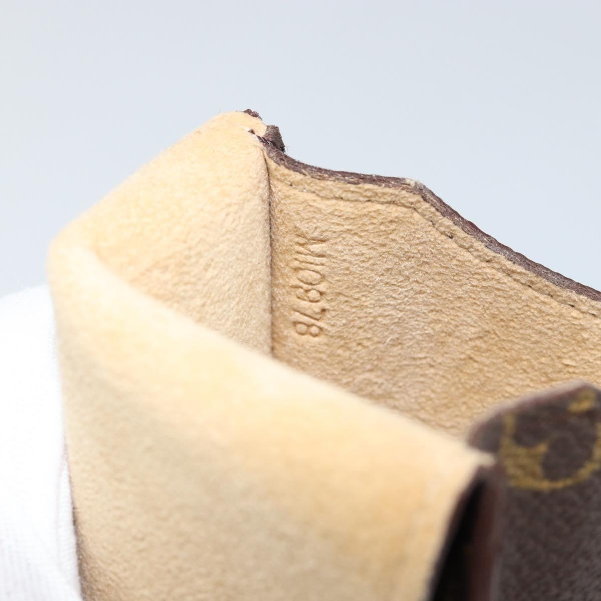 Louis Vuitton Etui À Lunette Canvas Brown Canvas Card Holders Accessory (Pre-Owned)
