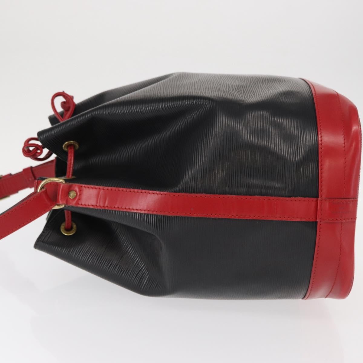 Louis Vuitton Bicolor Noe Handbag Epi Leather Black Leather Shoulder Bag Bag (Pre-Owned)