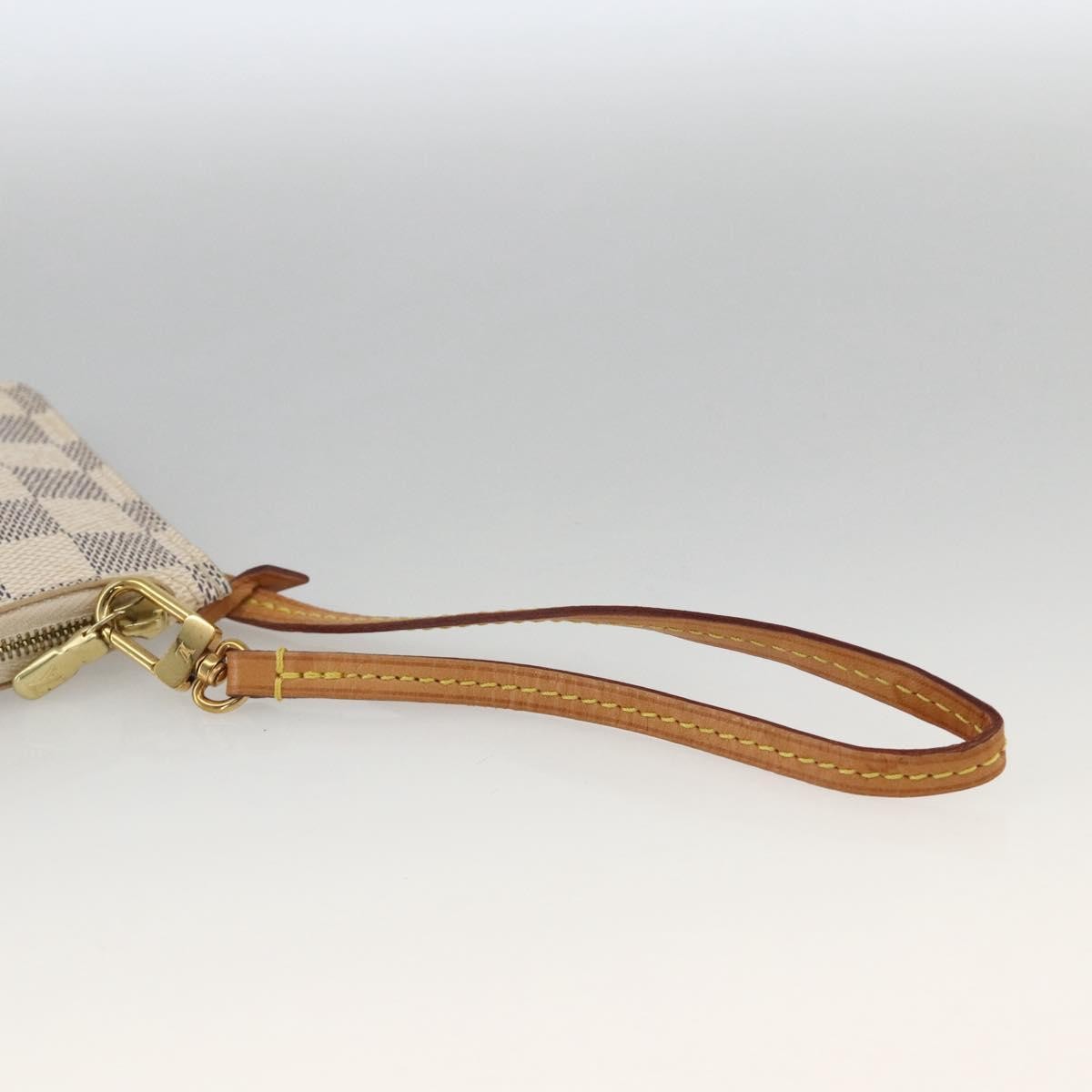 Louis Vuitton Neverfull Pochette Damier White Canvas Clutche & Pouche Bag (Pre-Owned)