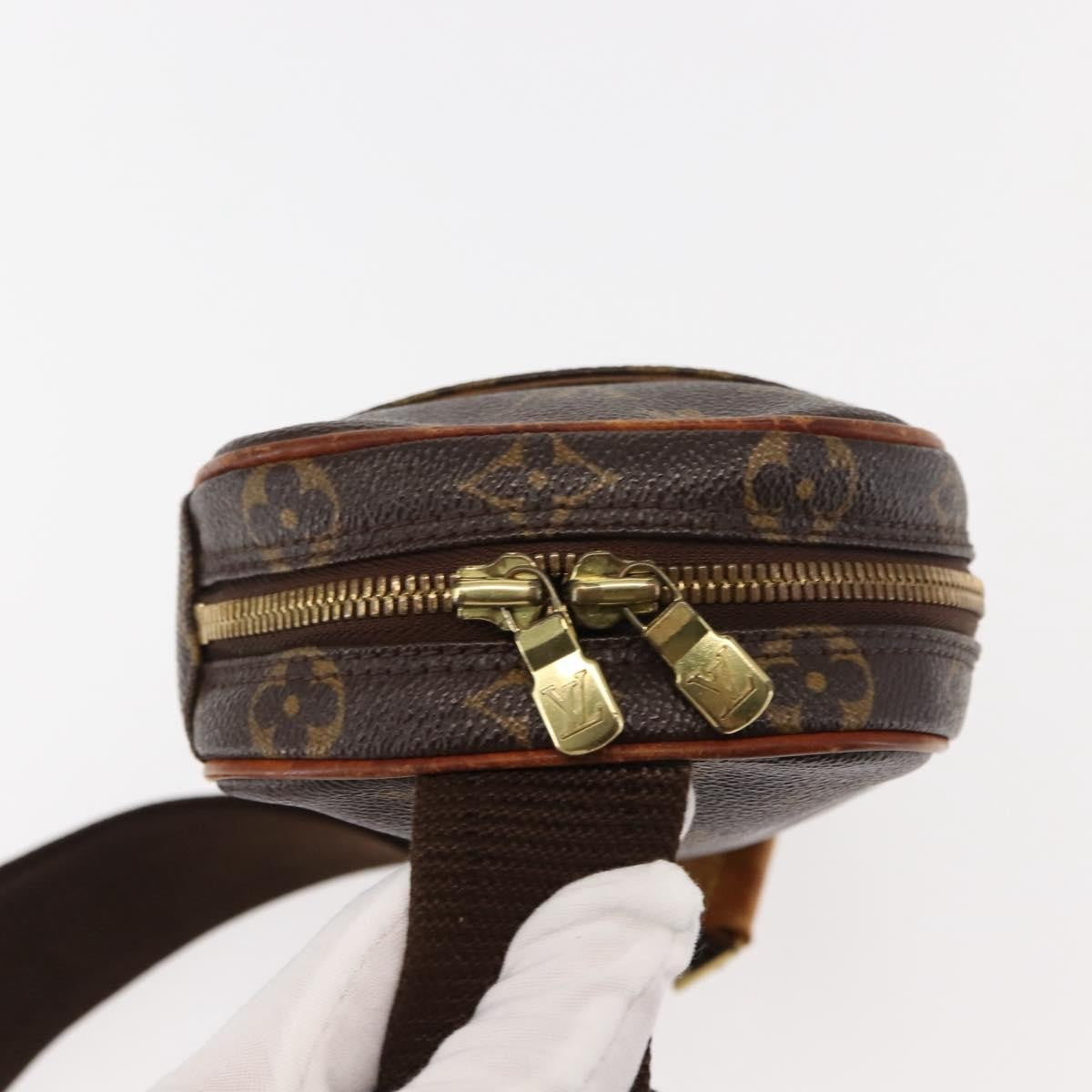 Louis Vuitton Pochette Gange Monogram Canvas Brown Canvas Clutche & Pouche Bag (Pre-Owned)