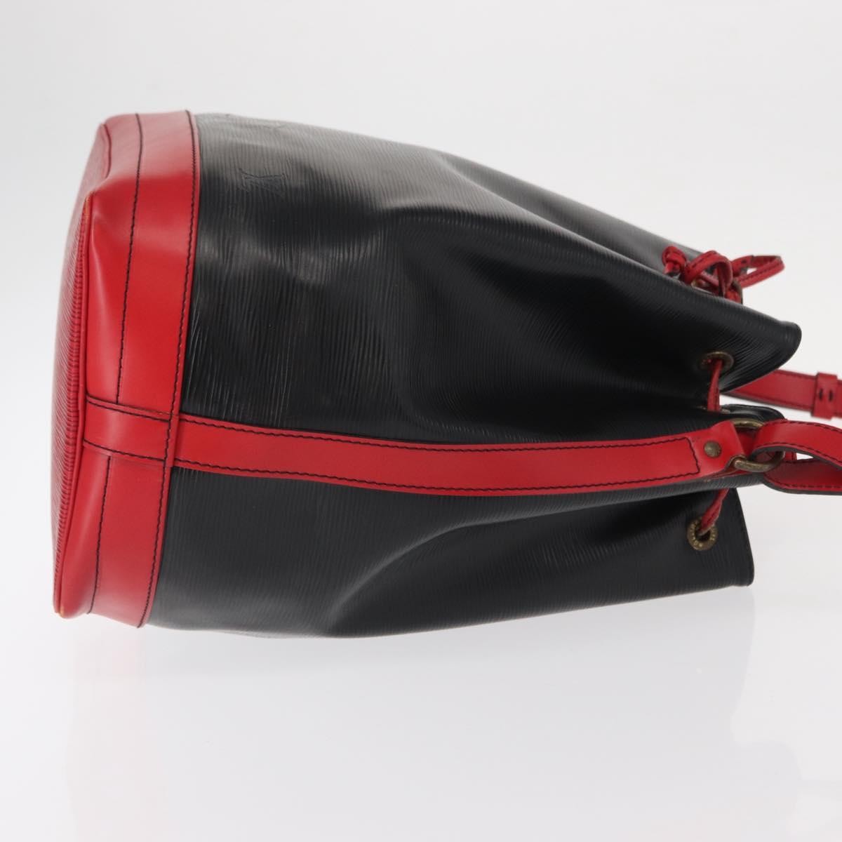 Louis Vuitton Bicolor Noe Handbag Epi Leather Black Leather Shoulder Bag Bag (Pre-Owned)