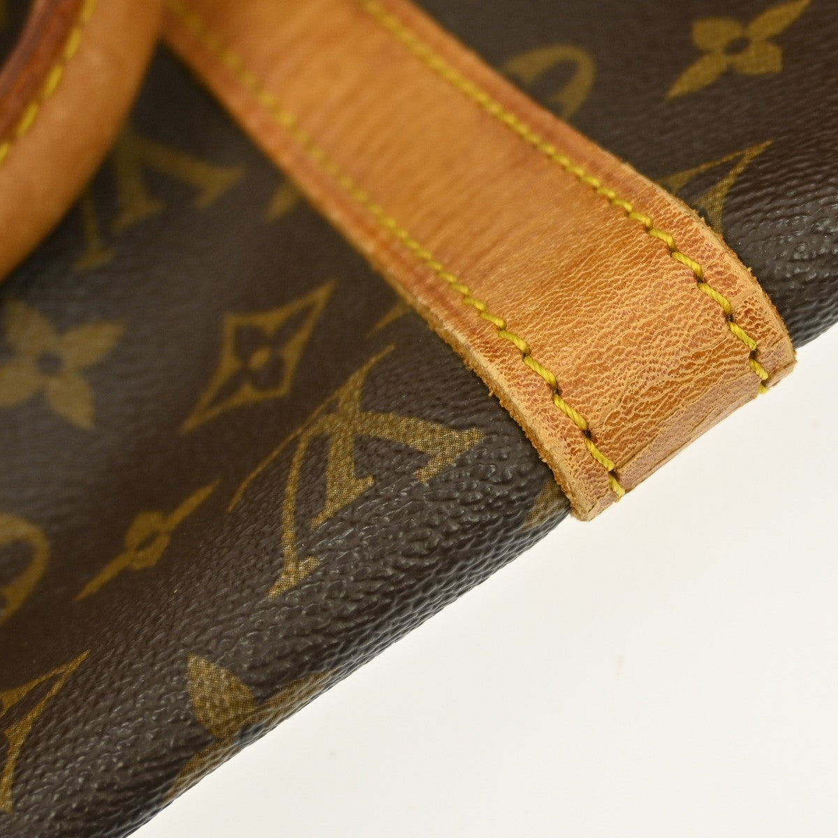 Louis Vuitton Keepall Bag Monogram Canvas Brown Canvas Travel Bag Bag (Pre-Owned)