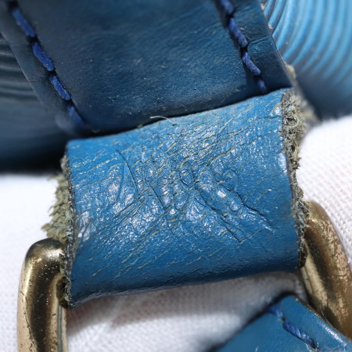 Louis Vuitton Noe Handbag Epi Leather Blue Leather Shoulder Bag Bag (Pre-Owned)