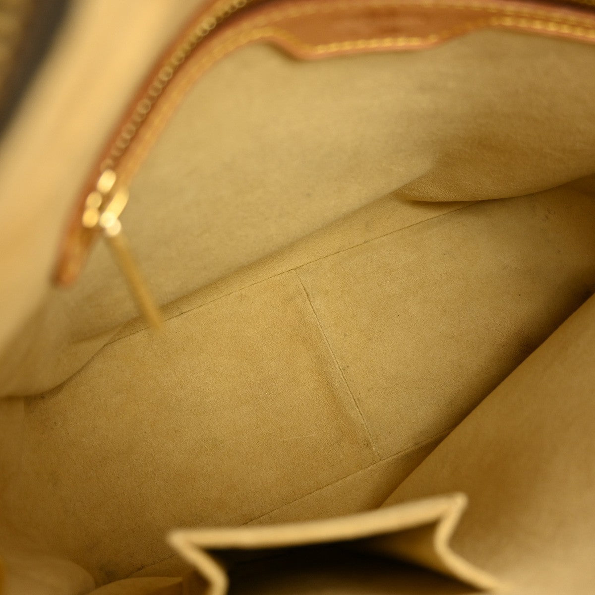 Louis Vuitton Monogram Looping Handbag Monogram Canvas Brown Canvas Shoulder Bag Bag (Pre-Owned)