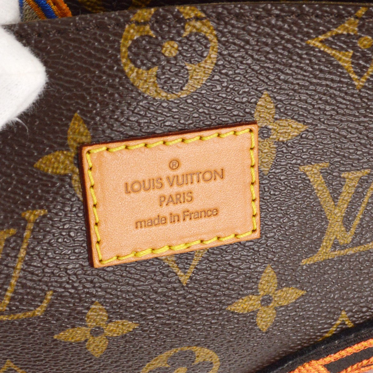 Louis Vuitton Cindy Sherman Camera Messenger Bag Patch Embellished Monogram Canvas Brown Canvas Handbag (Pre-Owned)