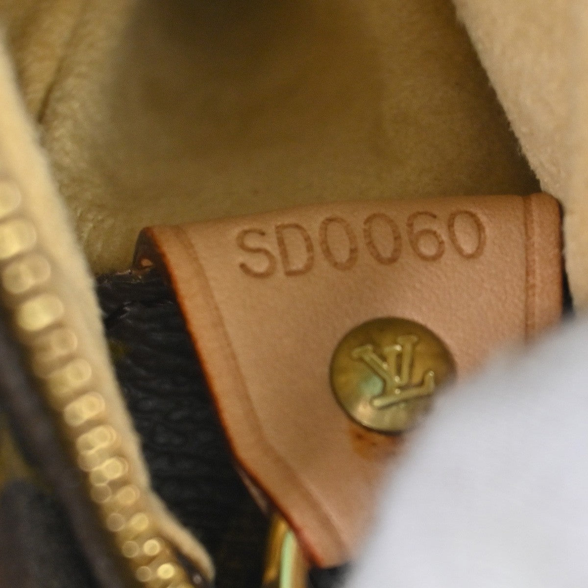Louis Vuitton Monogram Looping Handbag Monogram Canvas Brown Canvas Shoulder Bag Bag (Pre-Owned)