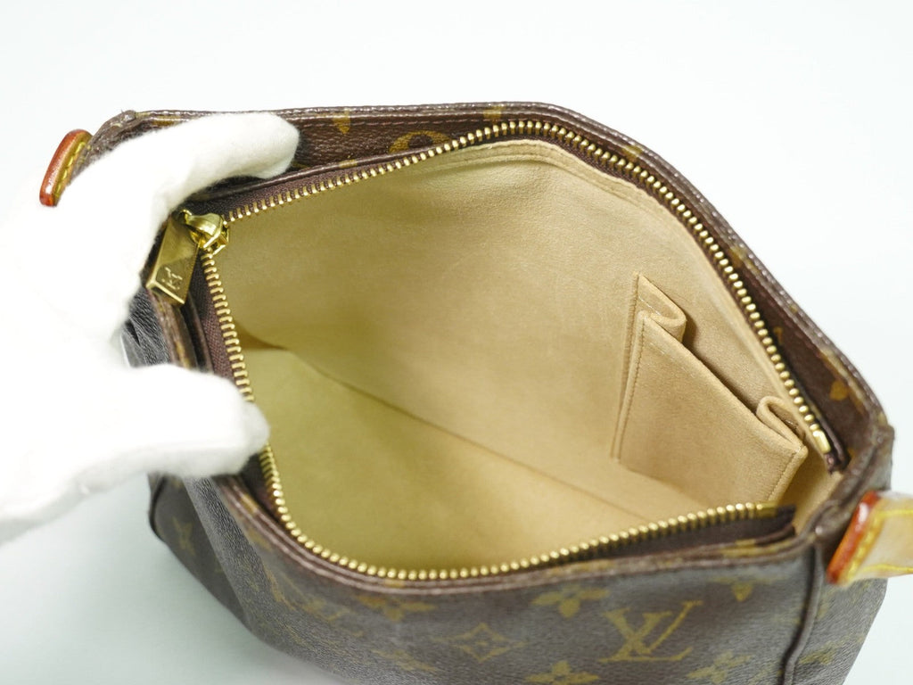 Louis Vuitton Monogram Looping Handbag Monogram Canvas Brown Canvas Shoulder Bag Bag (Pre-Owned)