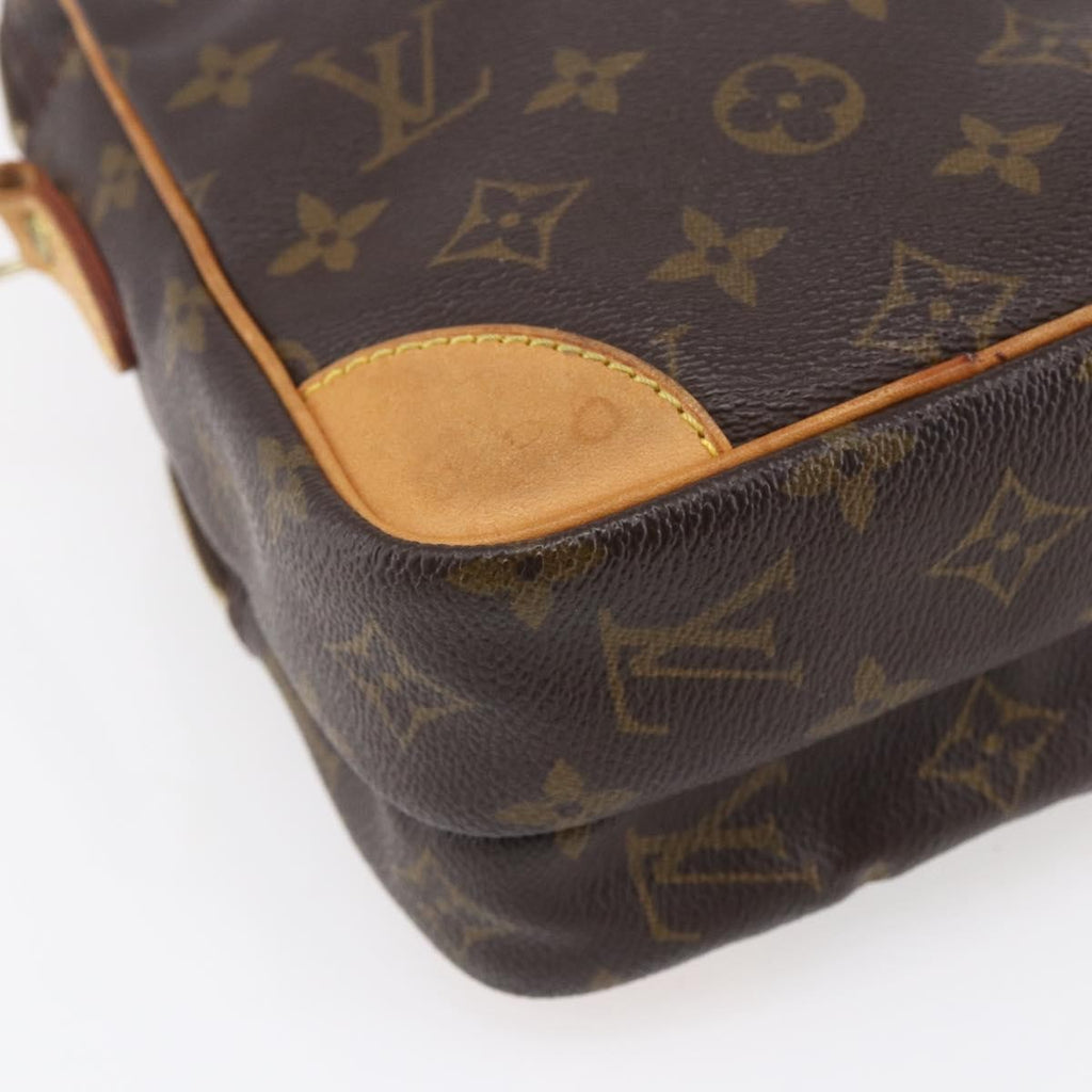Louis Vuitton Amazone Bag Monogram Canvas Brown Canvas Shoulder Bag Bag (Pre-Owned)