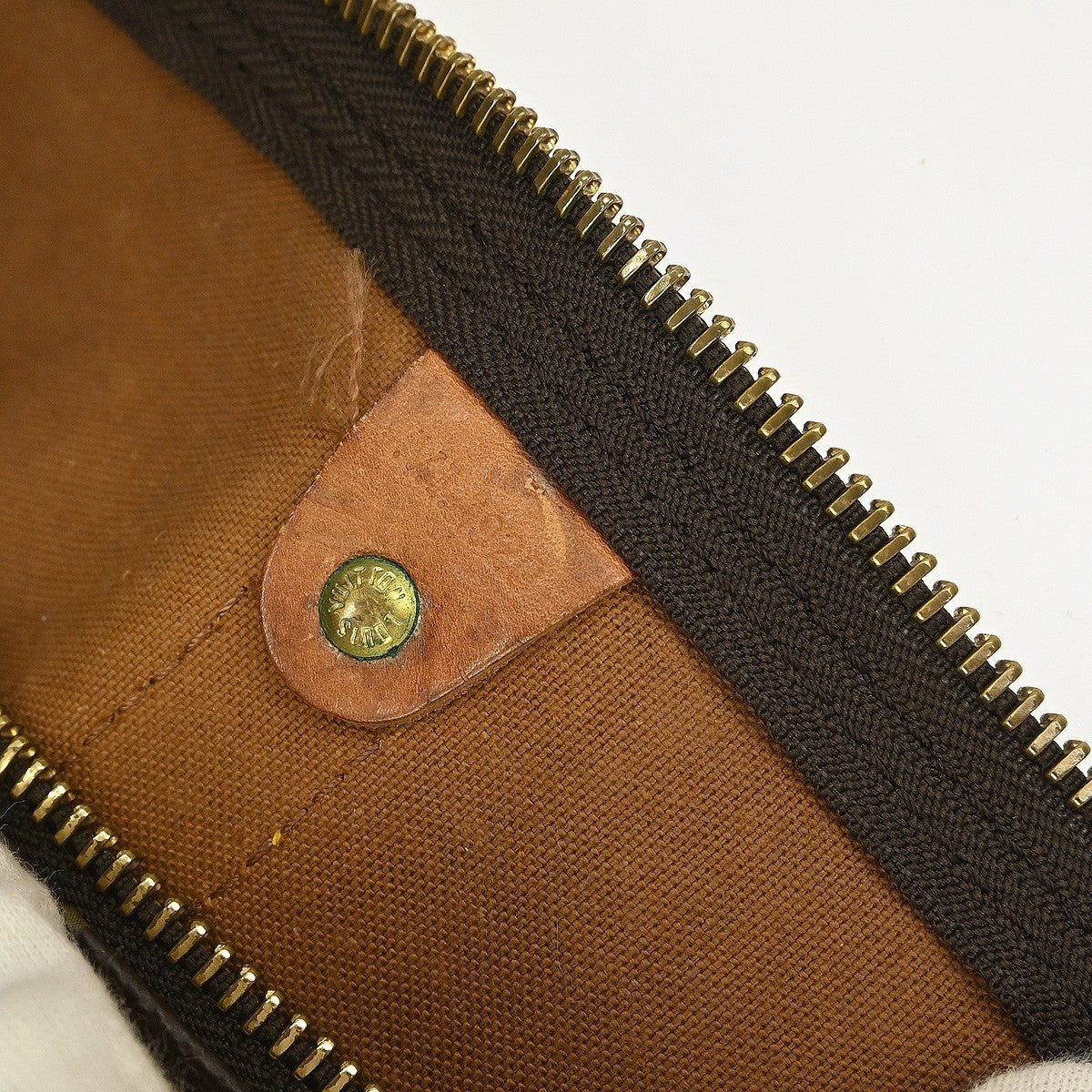 Louis Vuitton Keepall Bandouliere Bag Monogram Canvas Brown Canvas Travel Bag Bag (Pre-Owned)