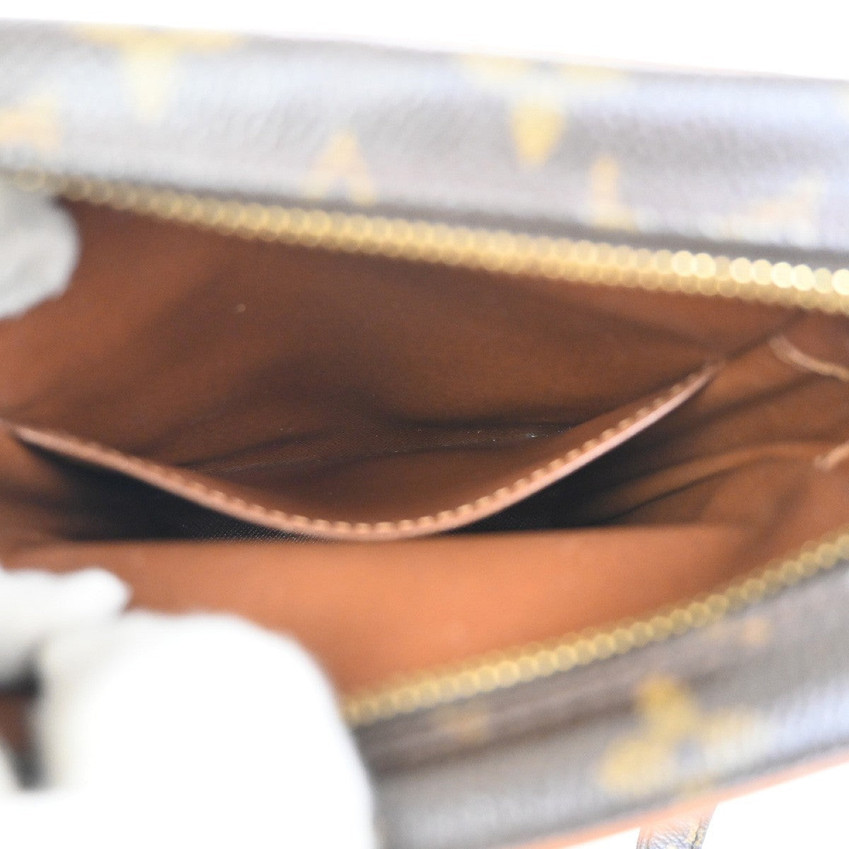 Louis Vuitton Amazone Bag Monogram Canvas Brown Canvas Shoulder Bag Bag (Pre-Owned)